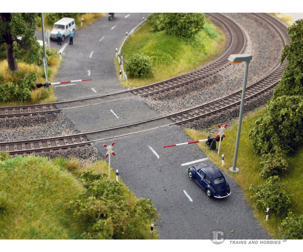 Noch 14307 HO Railway Barriers with St Andrew’s Crosses Scenery Details