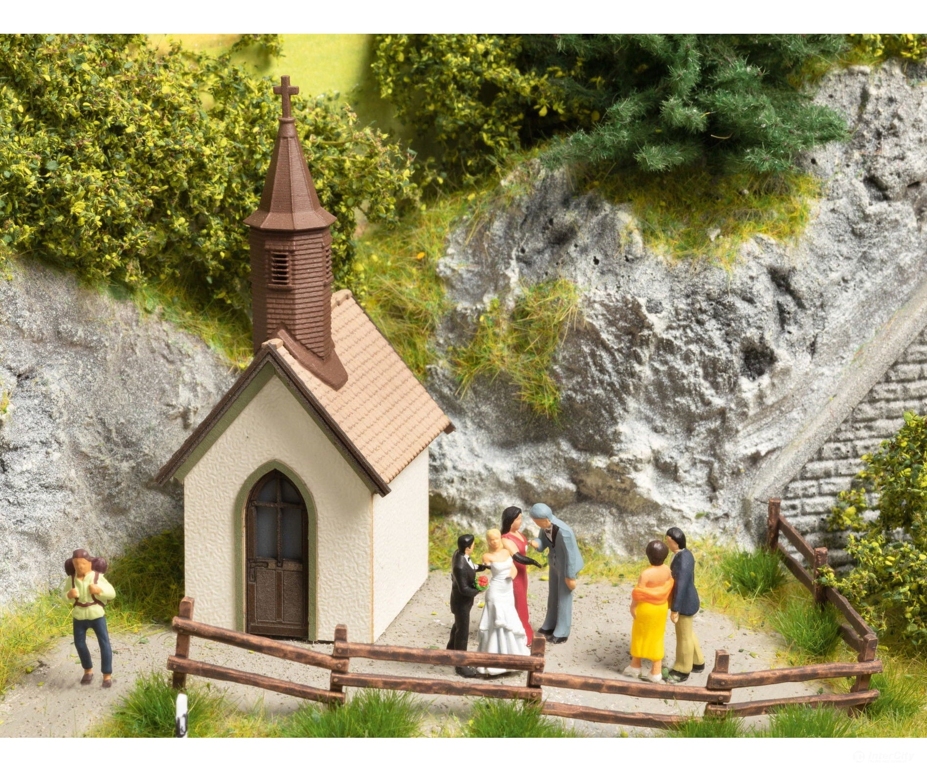 Noch 14336 HO Village Chapel Scenery Details