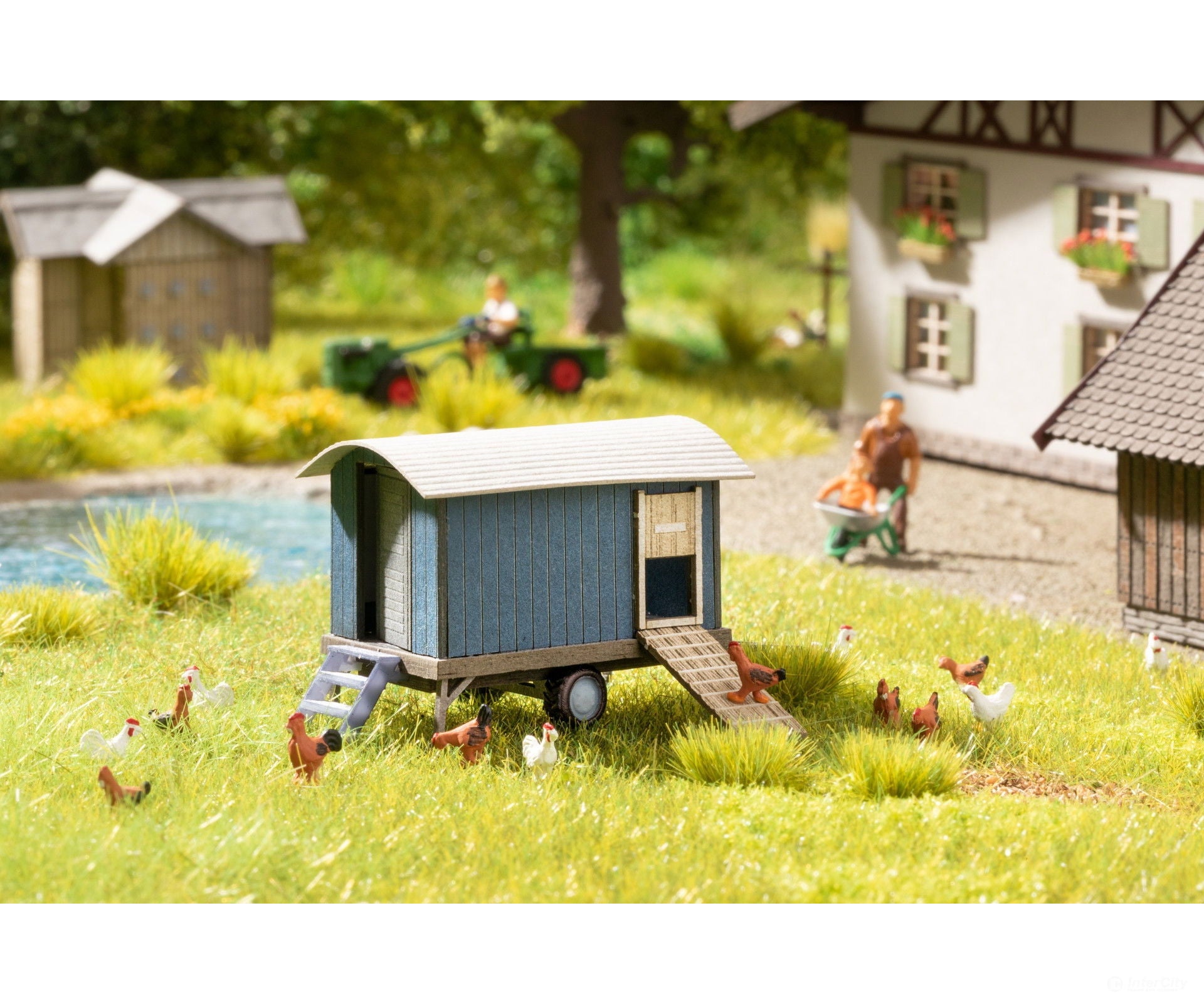 Noch 14377 HO Henmobile Scenery Details