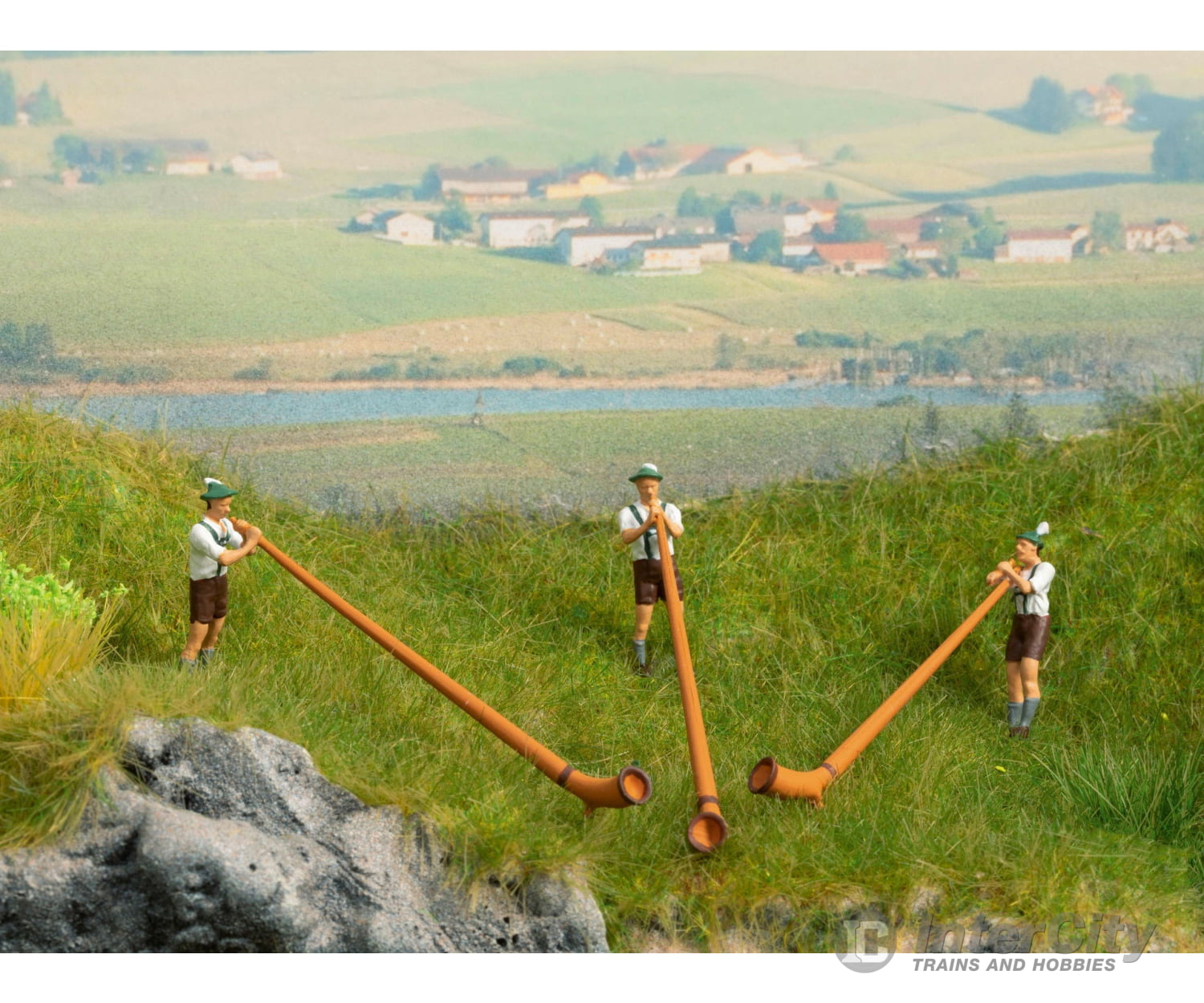 Noch 15579 HO Alphorn Players Figures