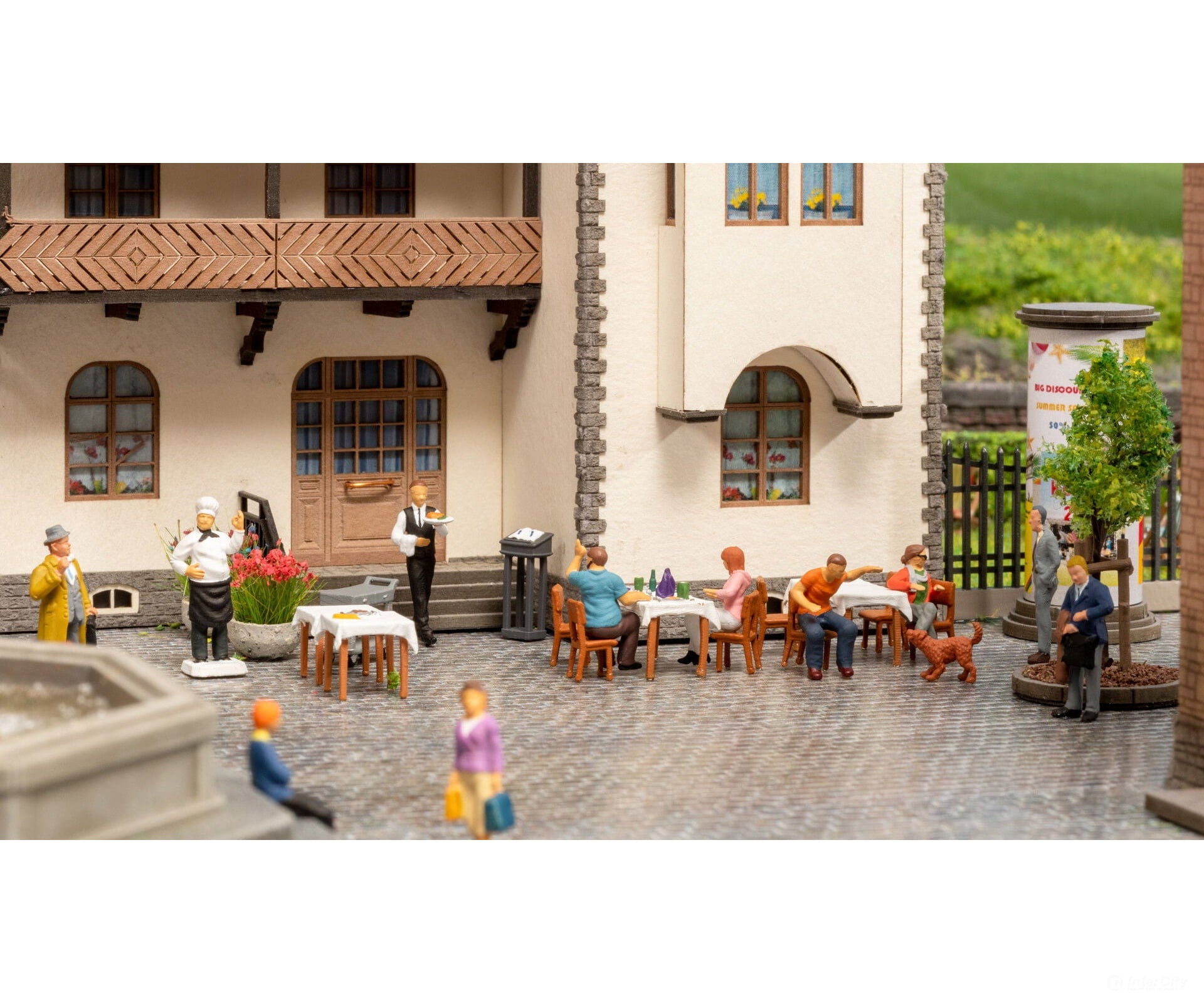 Noch 16246 HO Themed Figures Set ’Restaurant’ Figures