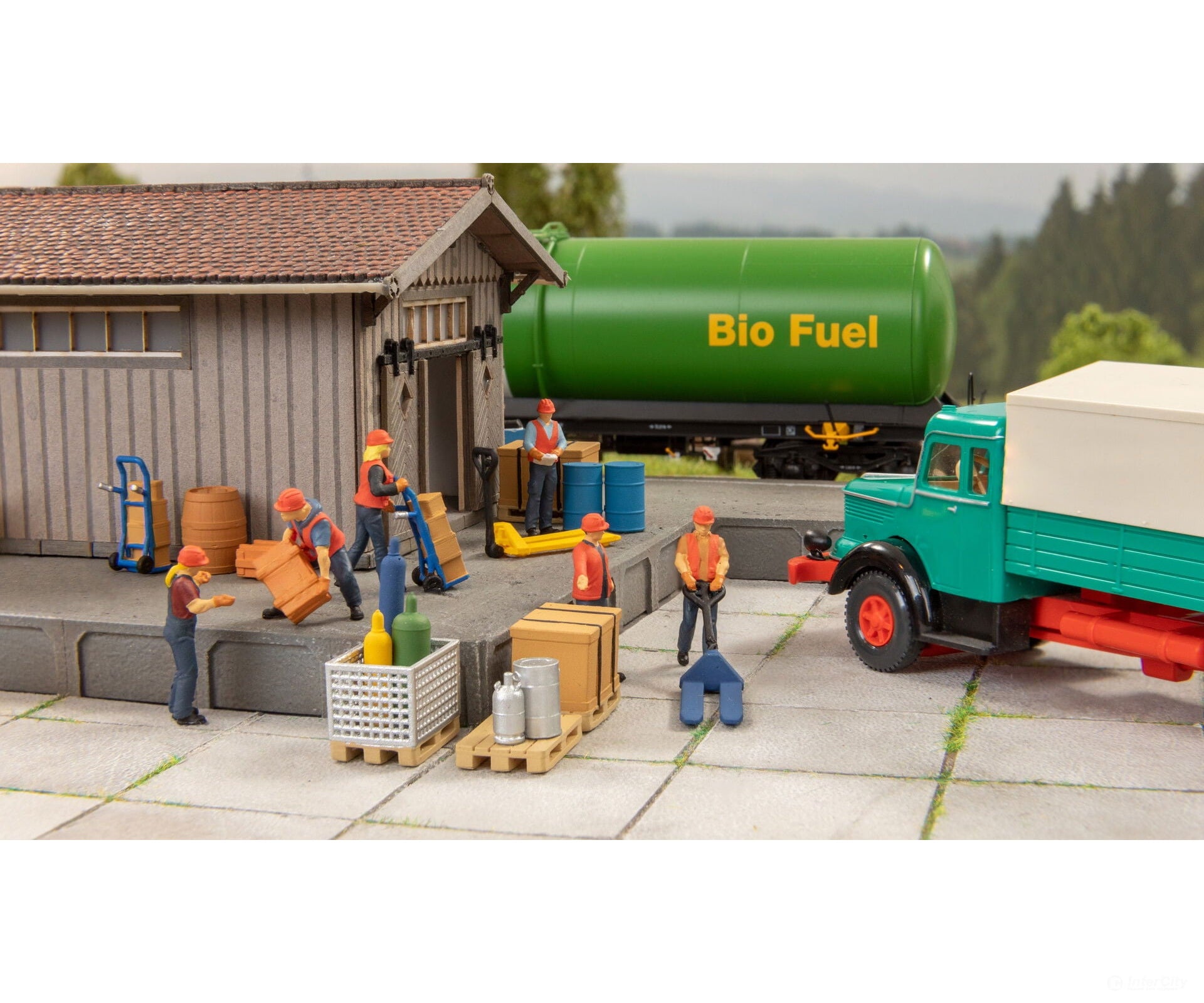 Noch 16413 HO 3D Kit Cargo Set Barrels & Gas Cylinders Figures