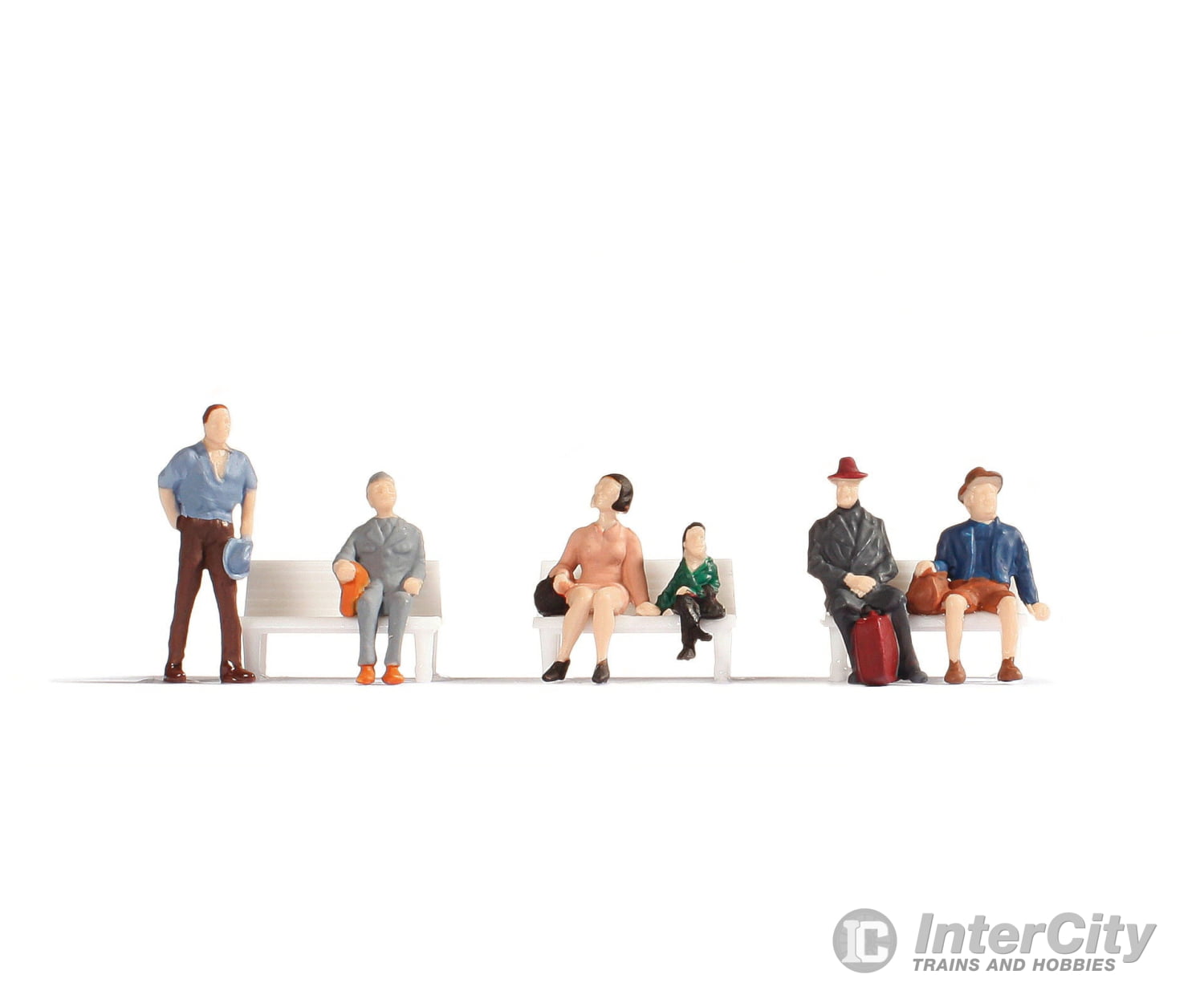 Noch 18116 HO Sitting Traveller Figures