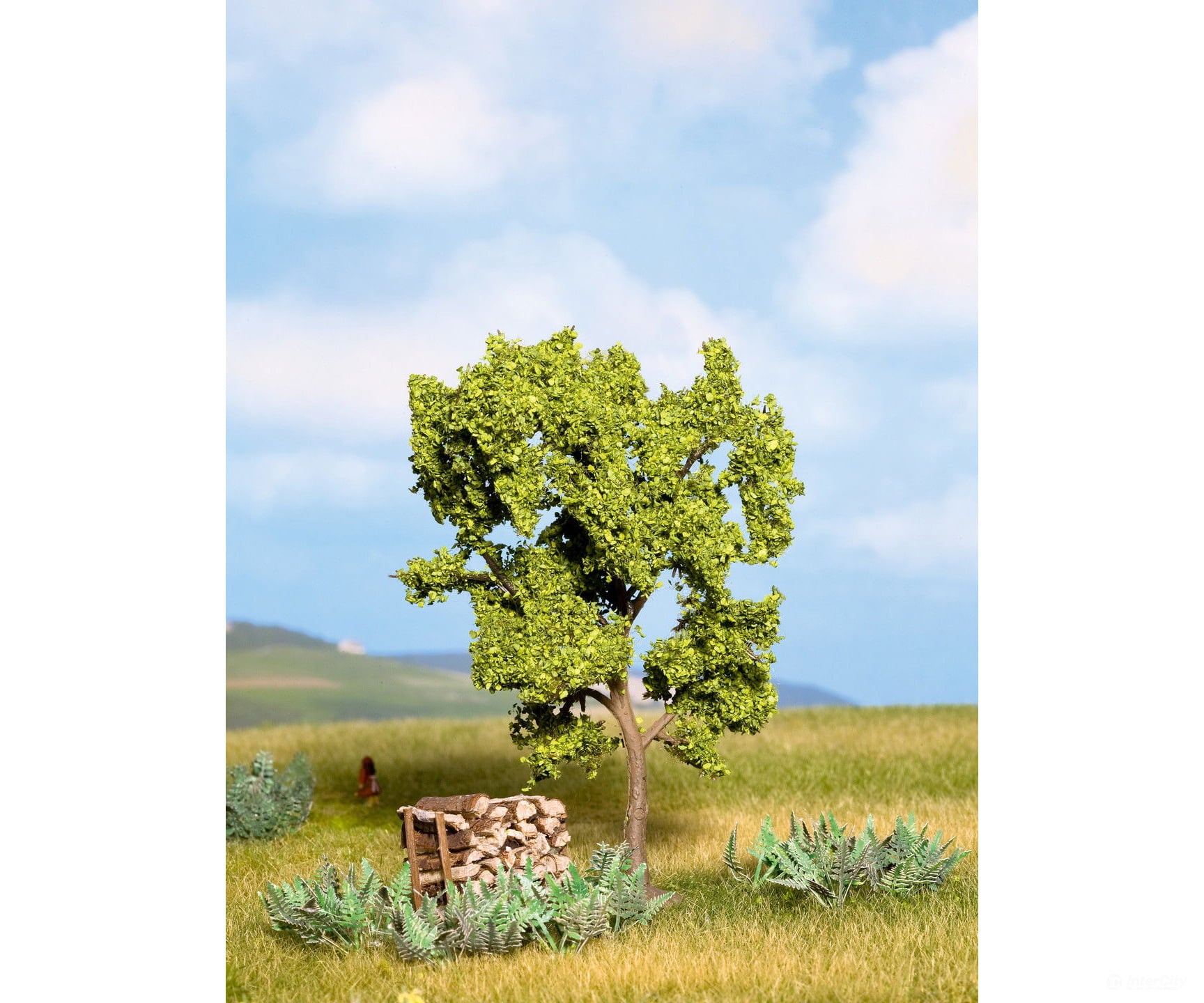 Noch 21600 HO TT N Pear Tree Green Trees & Vegetation