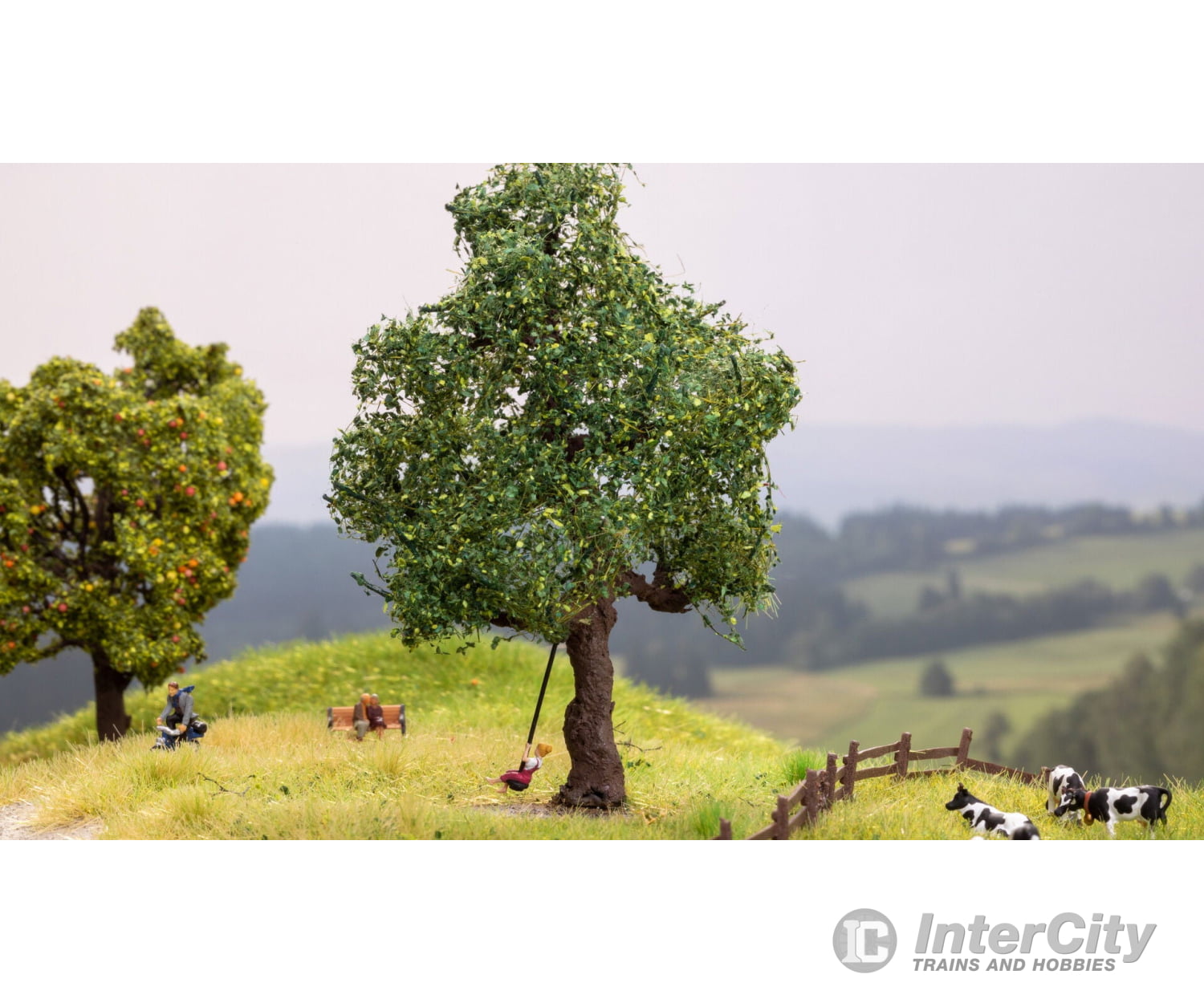 Noch 21769 N micro-motion Tree with Swing Trees & Vegetation