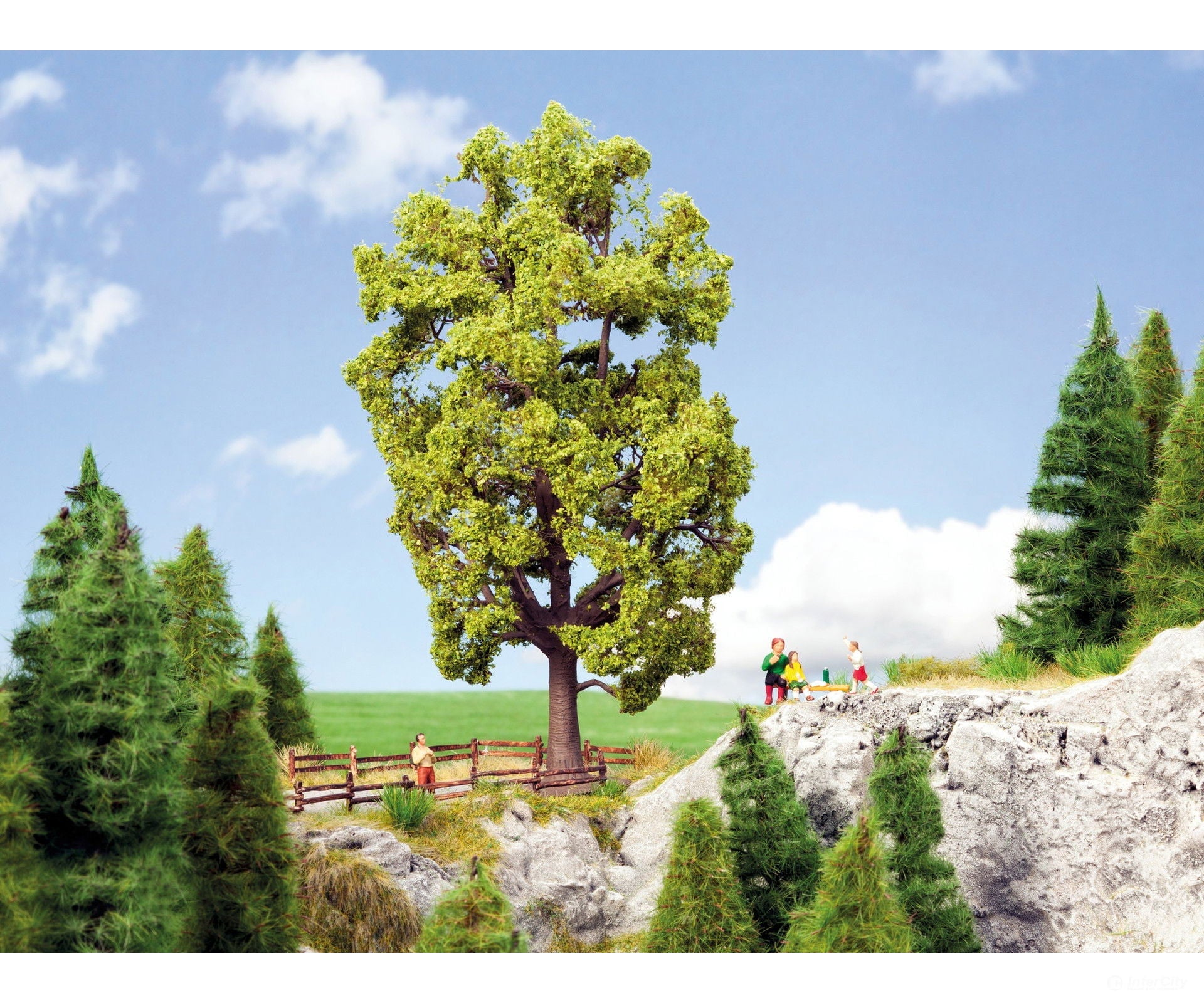 Noch 21781 HO O Lime Tree 18,5 cm high Trees & Vegetation