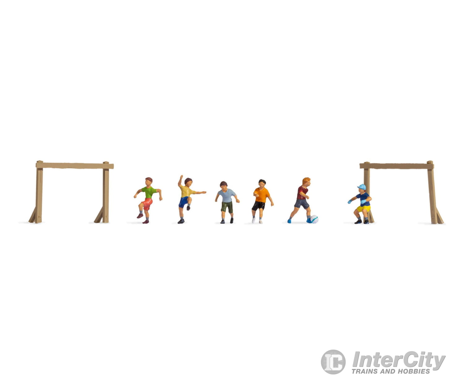 Noch 36817 N Children on the Kickabout Area Figures