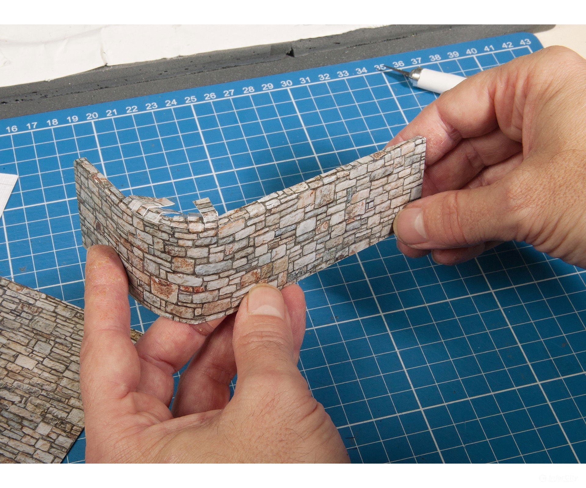Noch 56721 HO 3D Cardboard Sheet ’Old Town Paving’ Roads and Streets