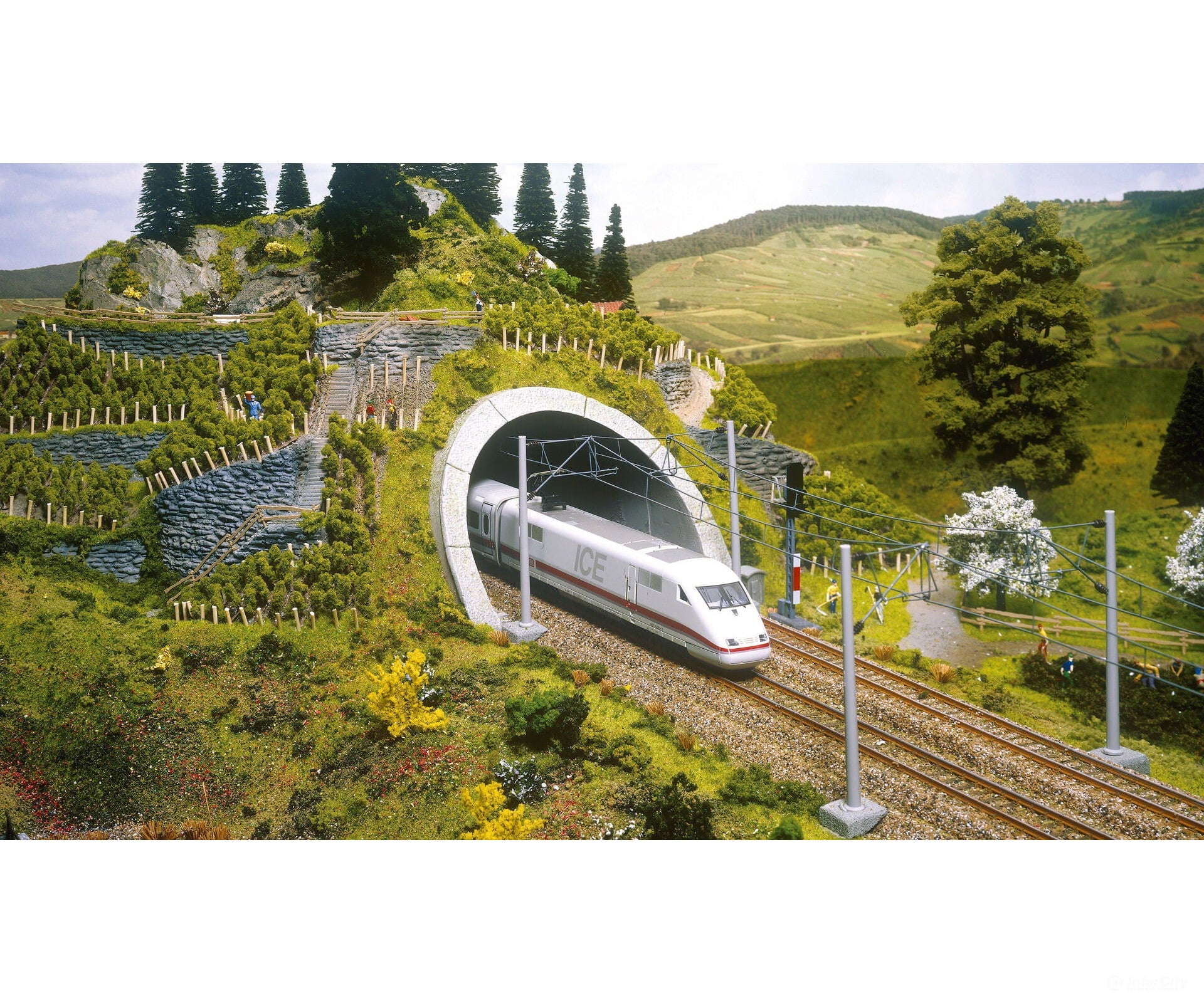 Noch 58040 HO ICE Tunnel Portal 18 x 23 cm Tunnels & Bridges