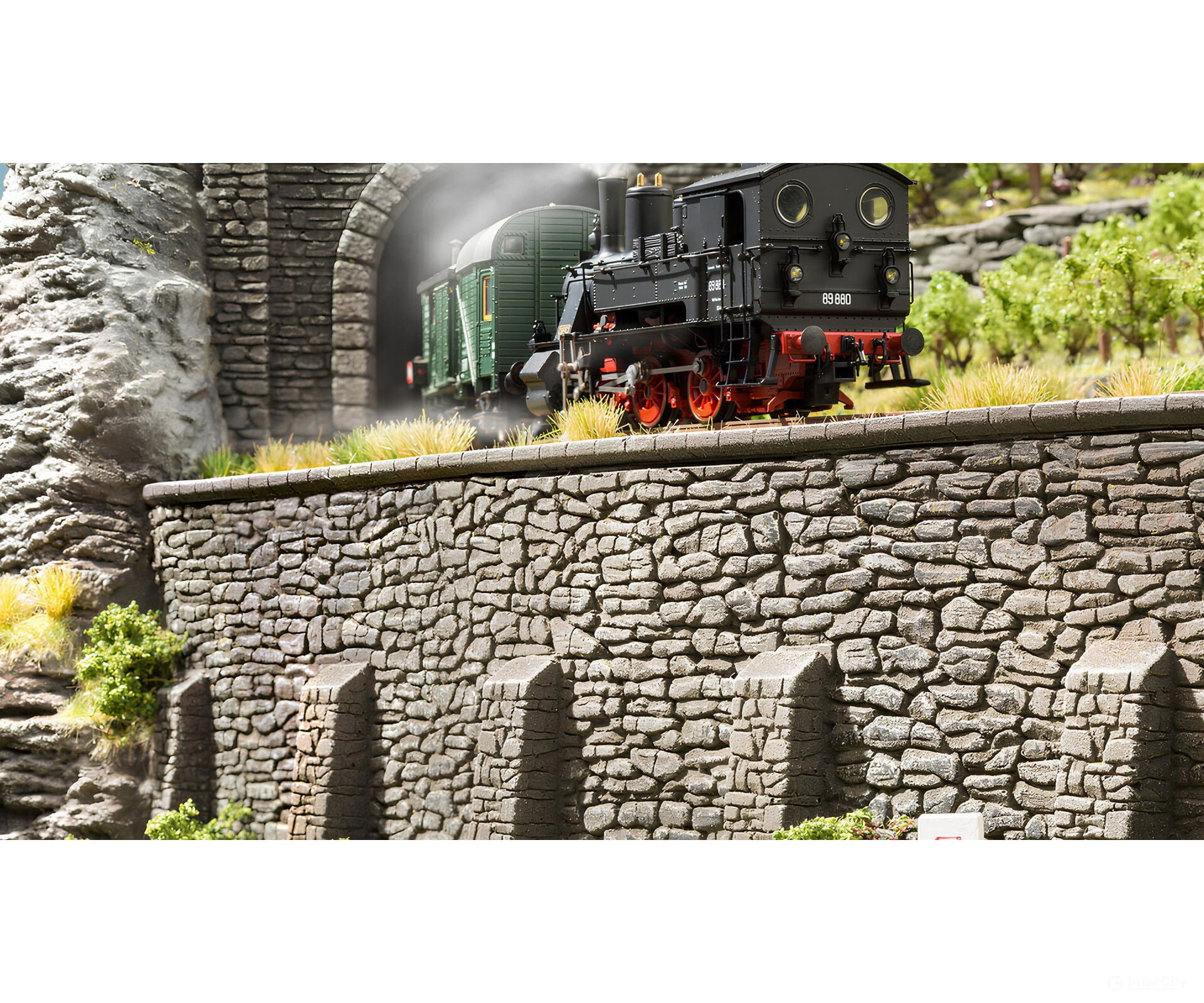 Noch 58067 HO Retaining Wall Other Scenery