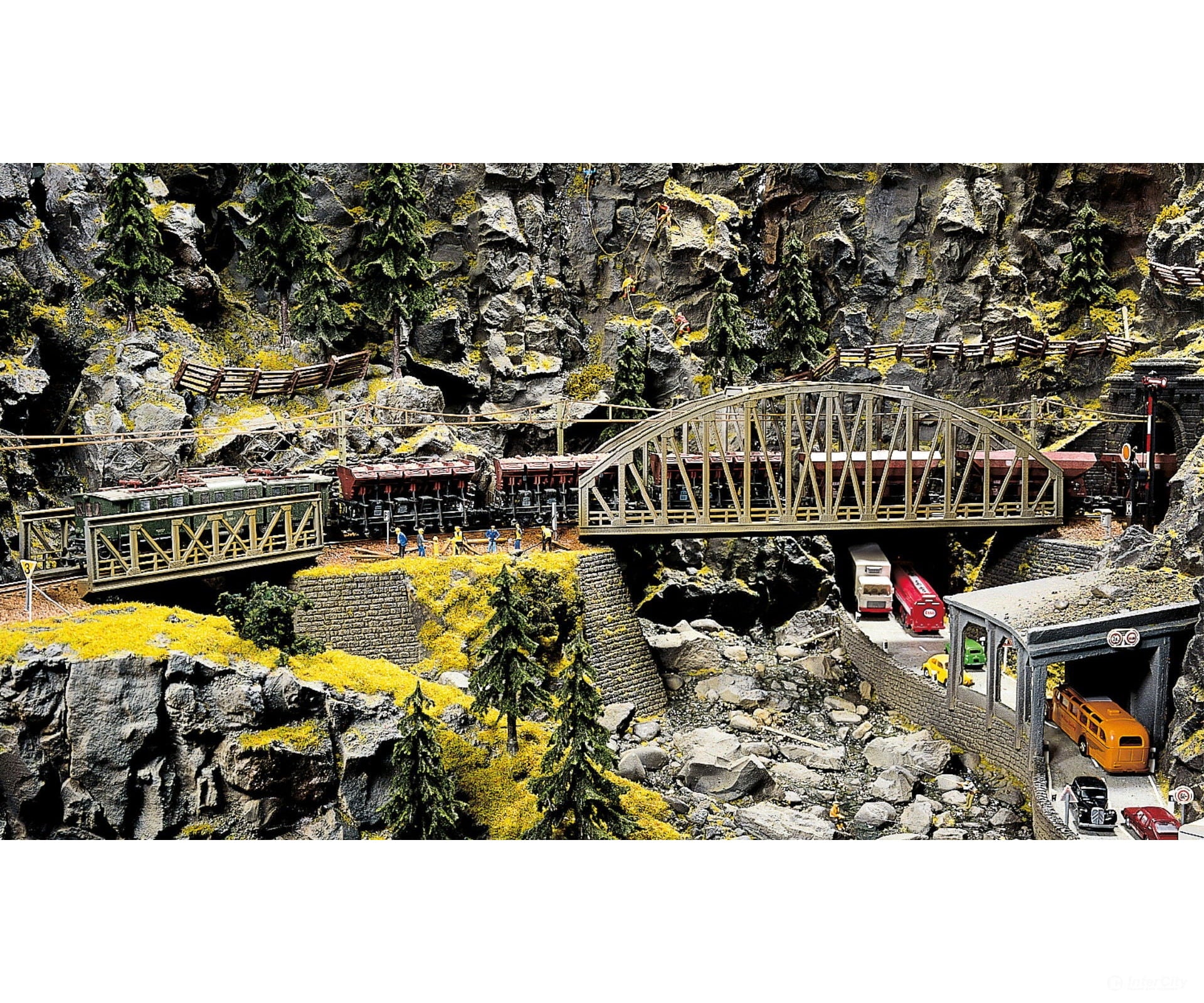 Noch 58470 Rock Slab ’Wall’ Other Scenery