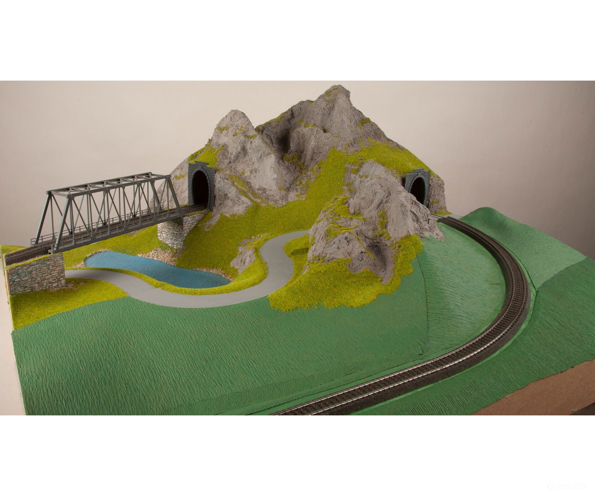 Noch 60804 HO Starter Set Model Railway Layout Construction Landform Building
