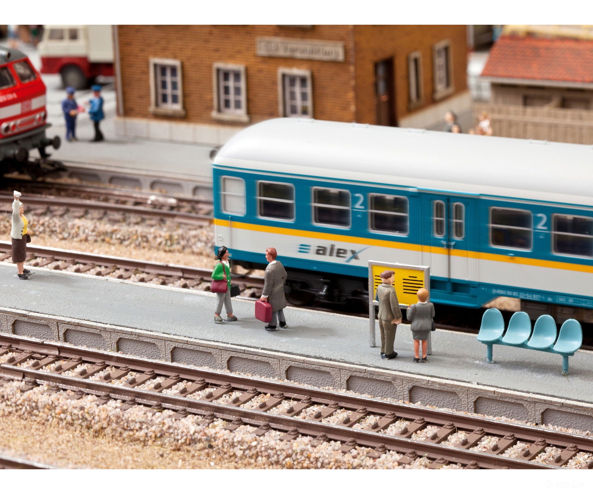 Noch 63010 N Universal Platform 3-Piece Set Structures