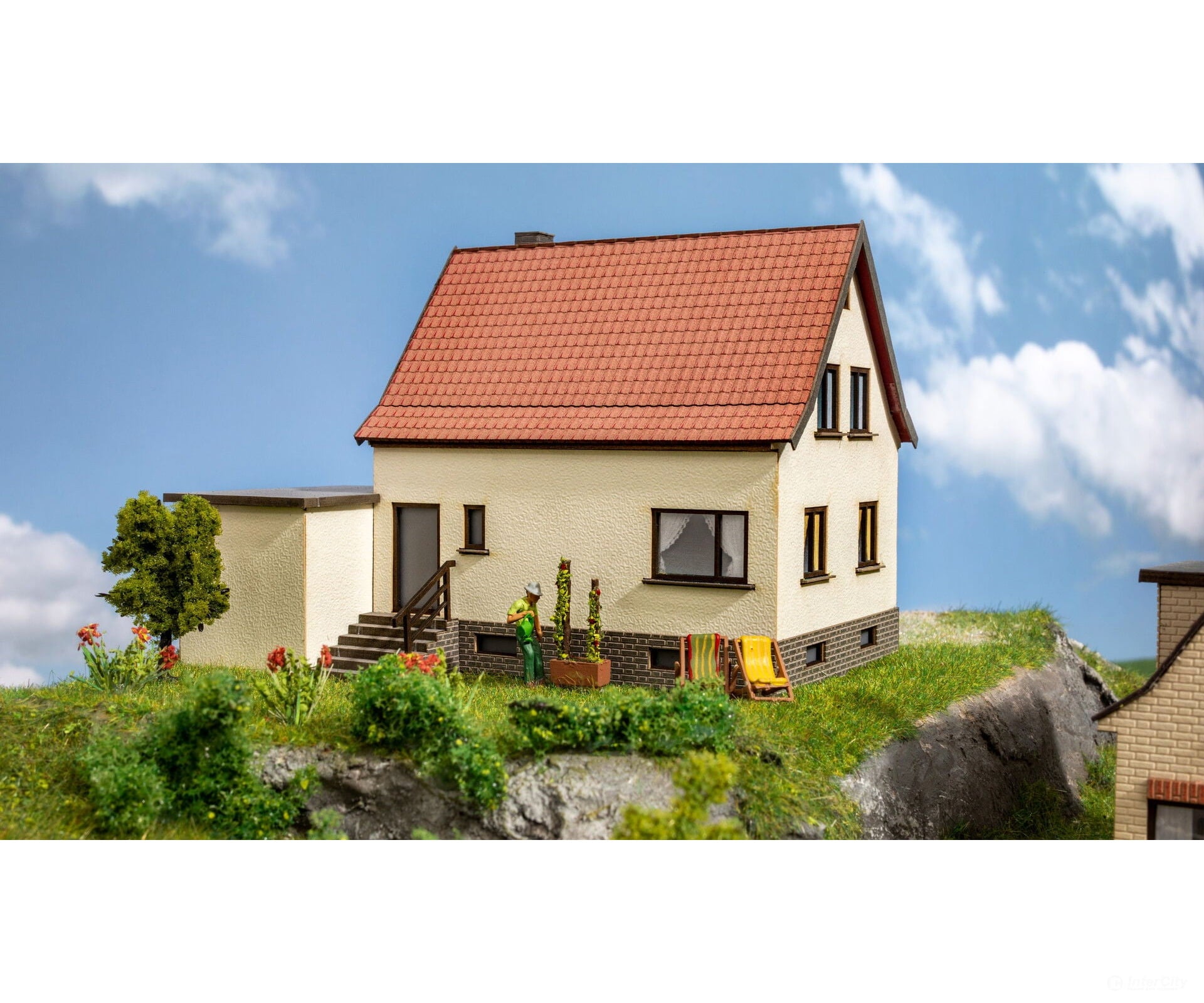 Noch 66606 HO Residential house with Garag Structures