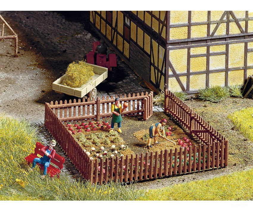 Noch 43070 TT Garden Fence Figures