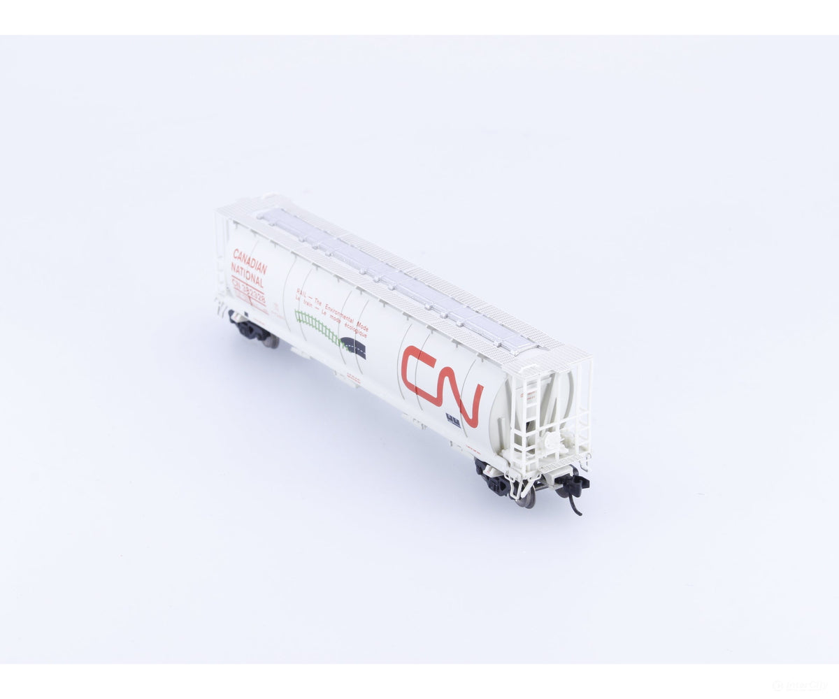 North American Railcar Corporation 11-15094002-04 N MIL 4550 4 Bay Hopper Wagon Canadian National (CN) 382328 - Freight