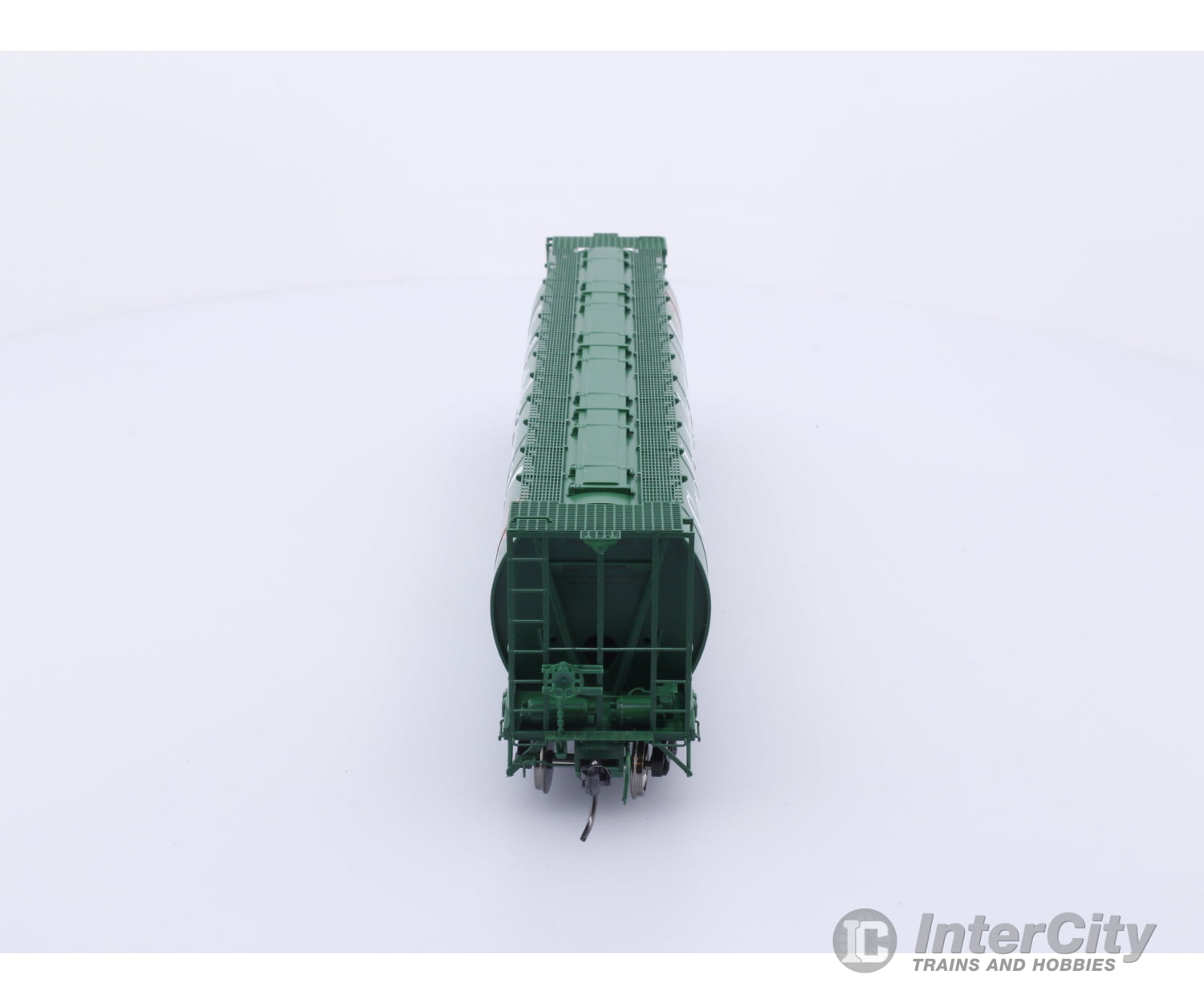 North American Railcar Corporation 11-30001001-09 HO 4 Bay Cylindrical Hopper Saskatchewan (SKNX) 397290 Freight Cars