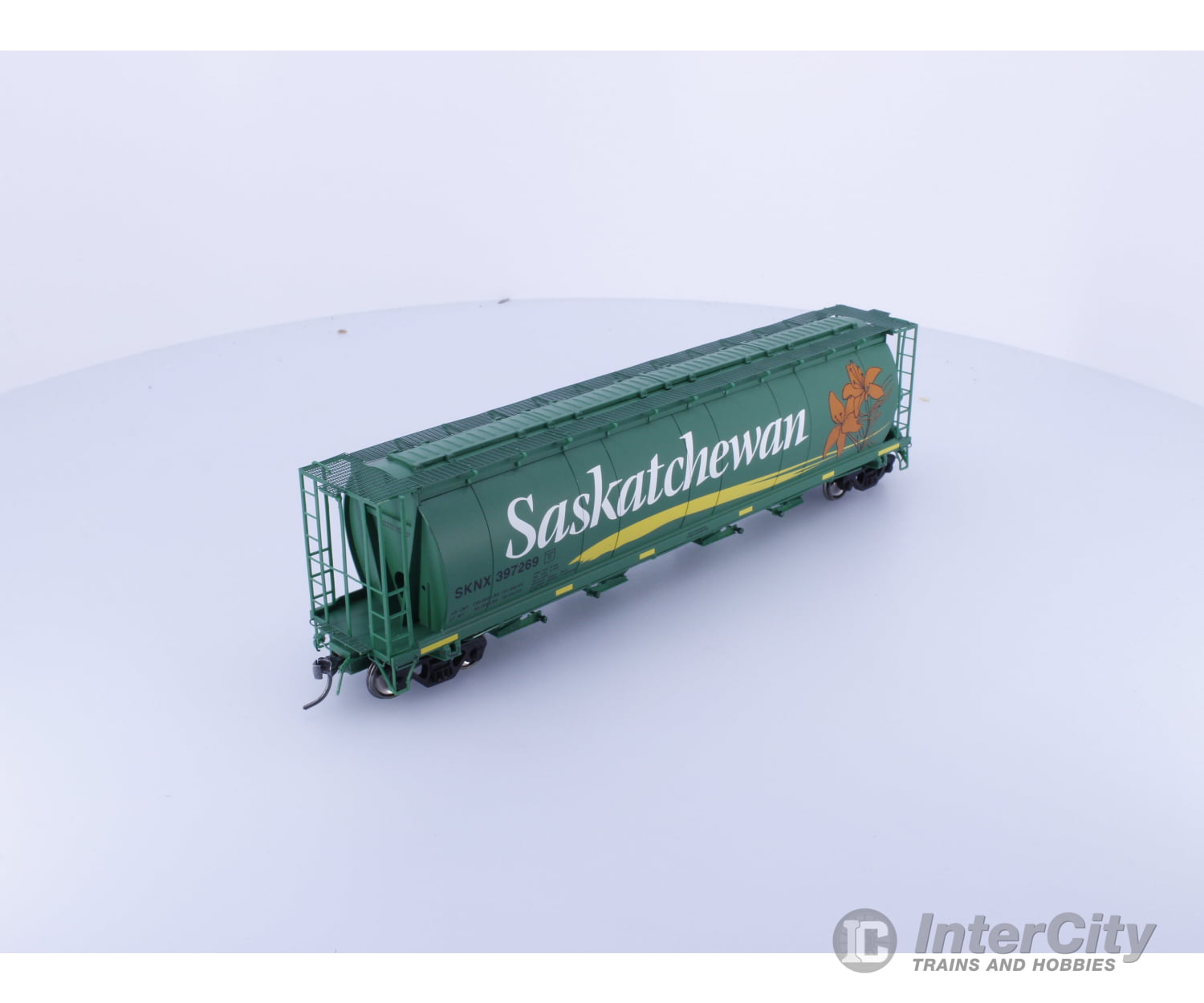 North American Railcar Corporation 11-30001006-02 HO 4 Bay Cylindrical Hopper Saskatchewan 2011 Run Saskatchewan (SKNX)