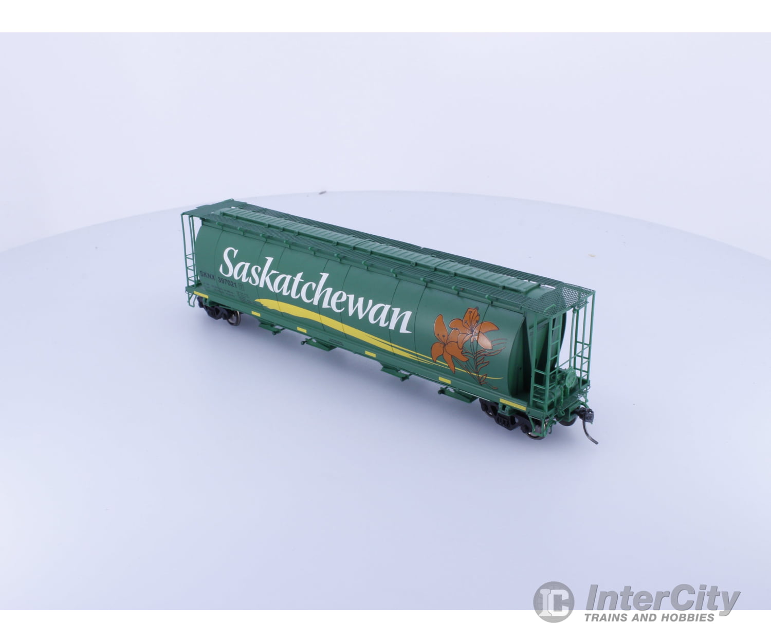 North American Railcar Corporation 11-30001006-07 HO 4 Bay Cylindrical Hopper Saskatchewan 2011 Run Saskatchewan (SKNX)