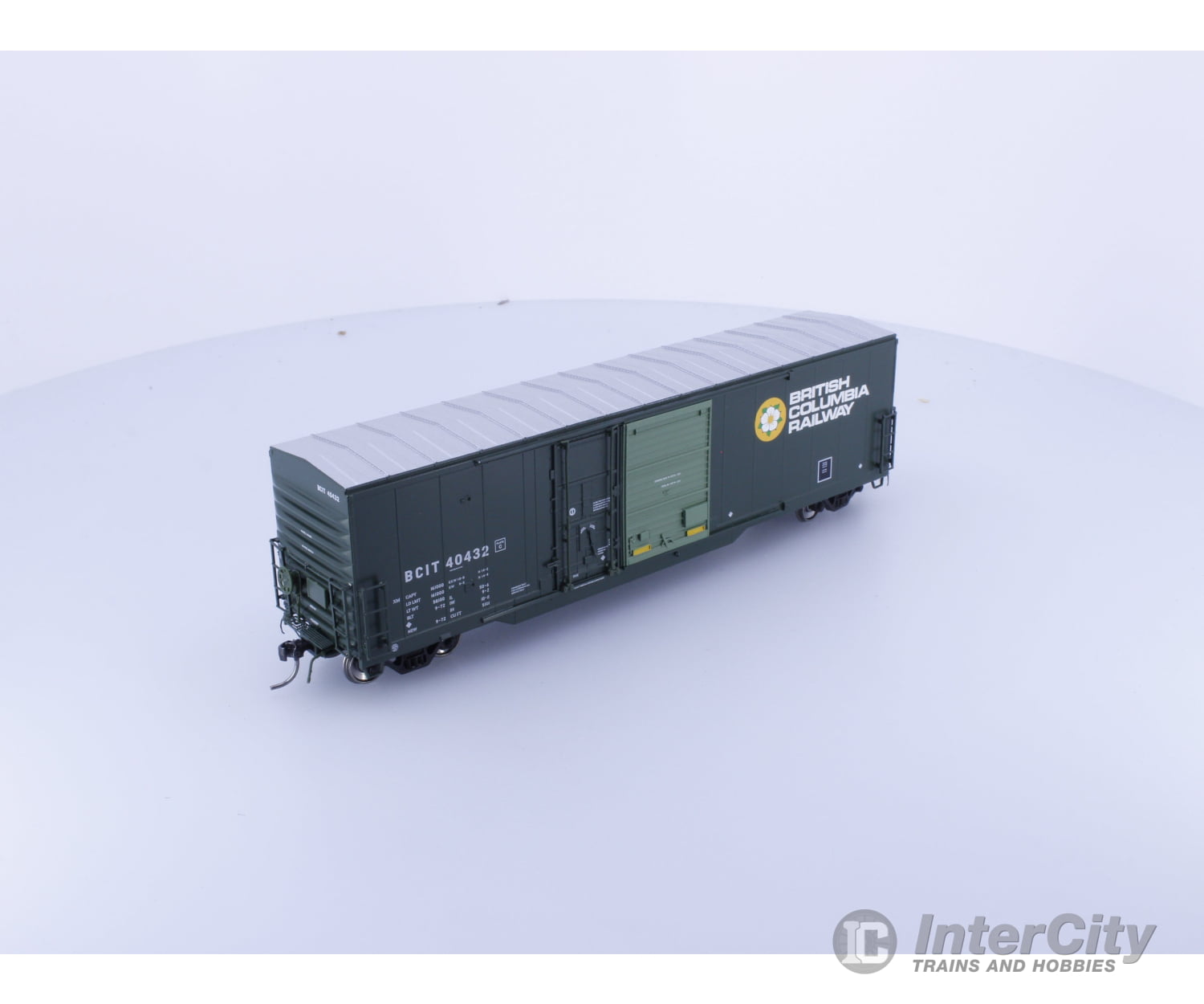 North American Railcar Corporation 11-34001004-02 HO NSC 5092 cf Combo Door Boxcar BC Rail (BCOL) 40432 Freight Cars