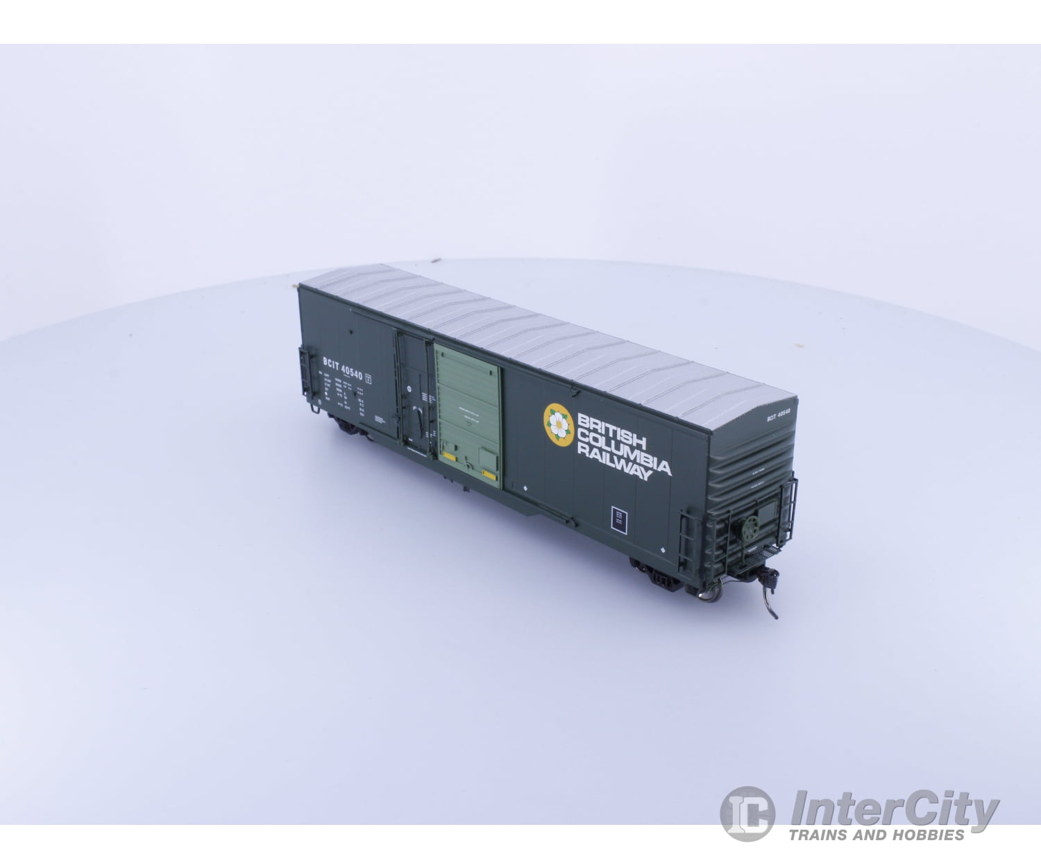 North American Railcar Corporation 11-34001004-04 HO NSC 5092 cf Combo Door Boxcar BC Rail (BCOL) 40540 Freight Cars