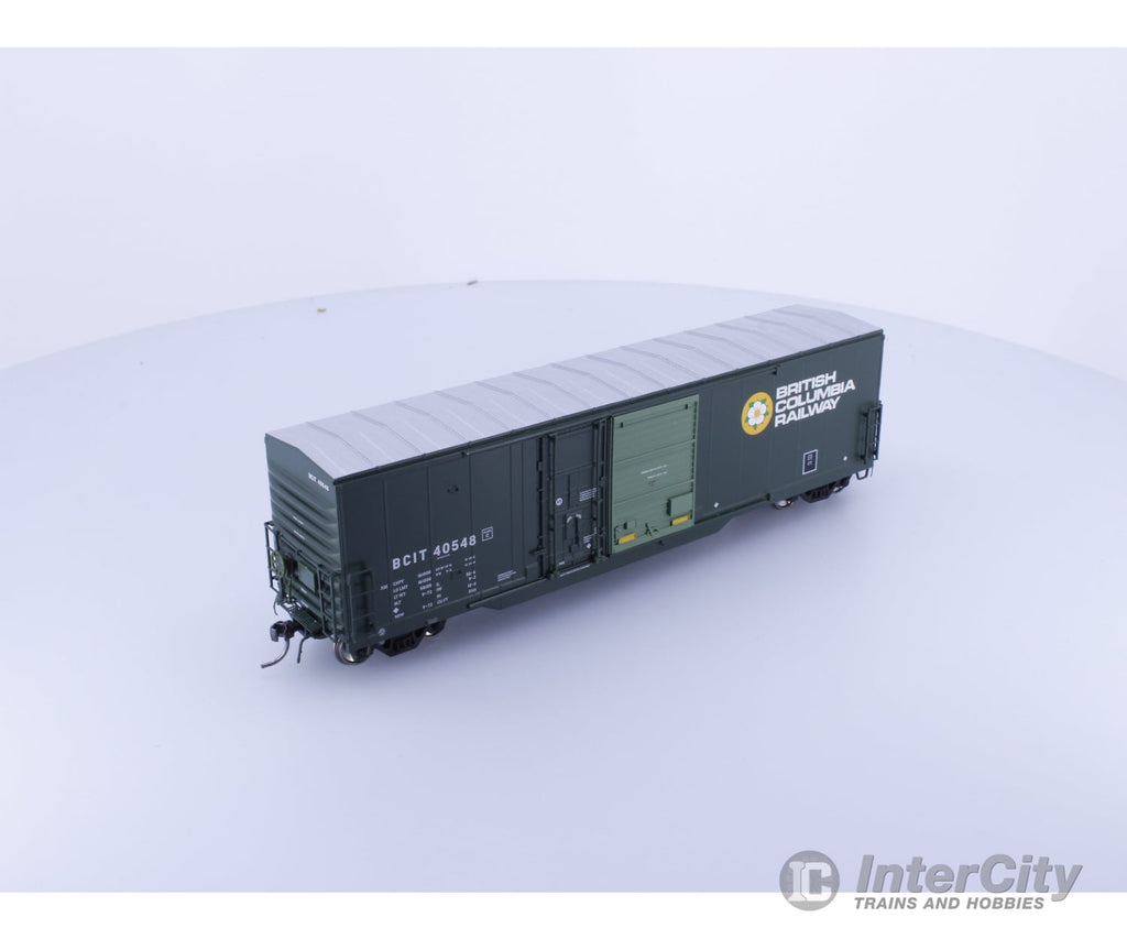 North American Railcar Corporation 11-34001004-05 HO NSC 5092 cf Combo Door Boxcar BC Rail (BCOL) 40548 Freight Cars