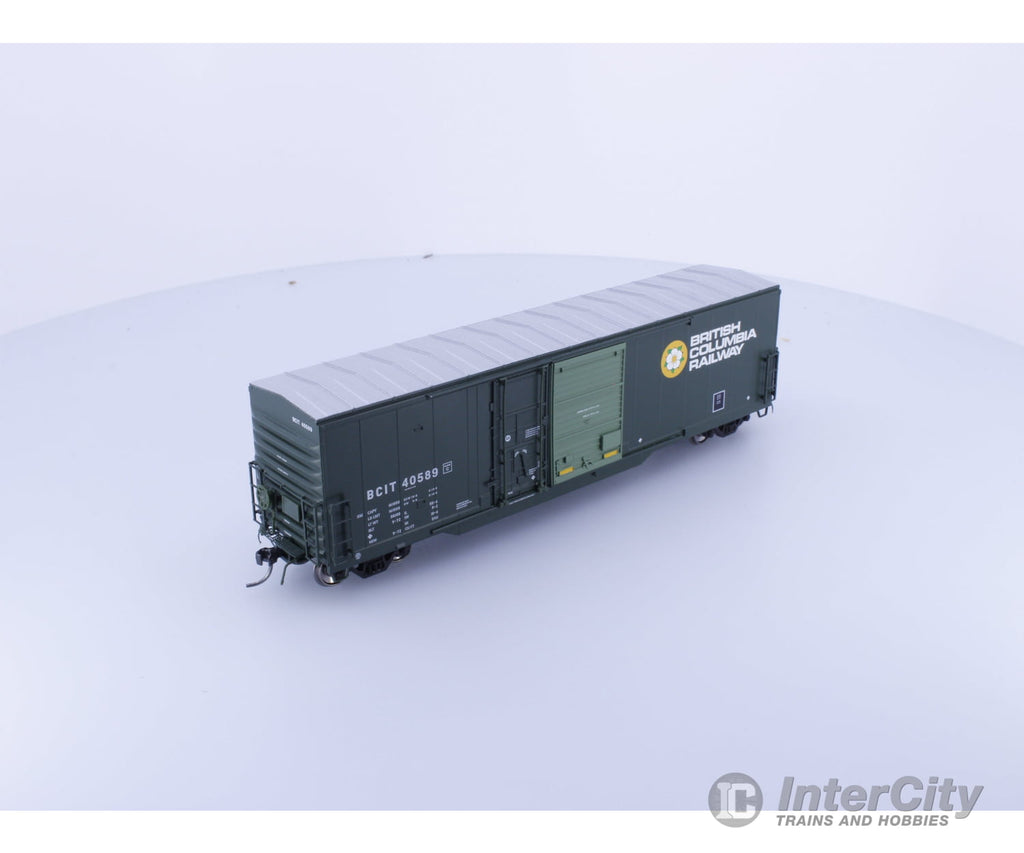North American Railcar Corporation 11-34001004-06 HO NSC 5092 cf Combo Door Boxcar BC Rail (BCOL) 40589 Freight Cars