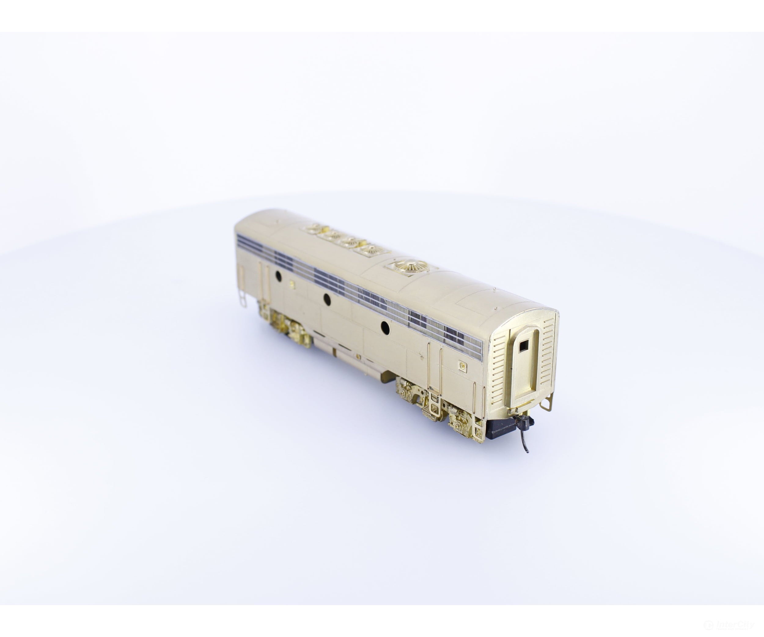 Oriental/Samhongsa HO Brass CPR EMD F7B Phase II. Undecorated (SS-190) - Locomotives