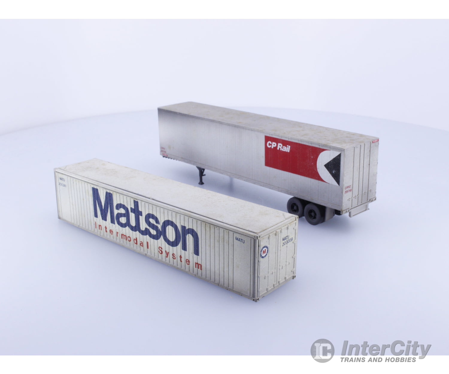 Other HO 1 Semi Truck Trailer and 1 Container Matson Weathered Canadian Pacific (CP) Cars & Trucks