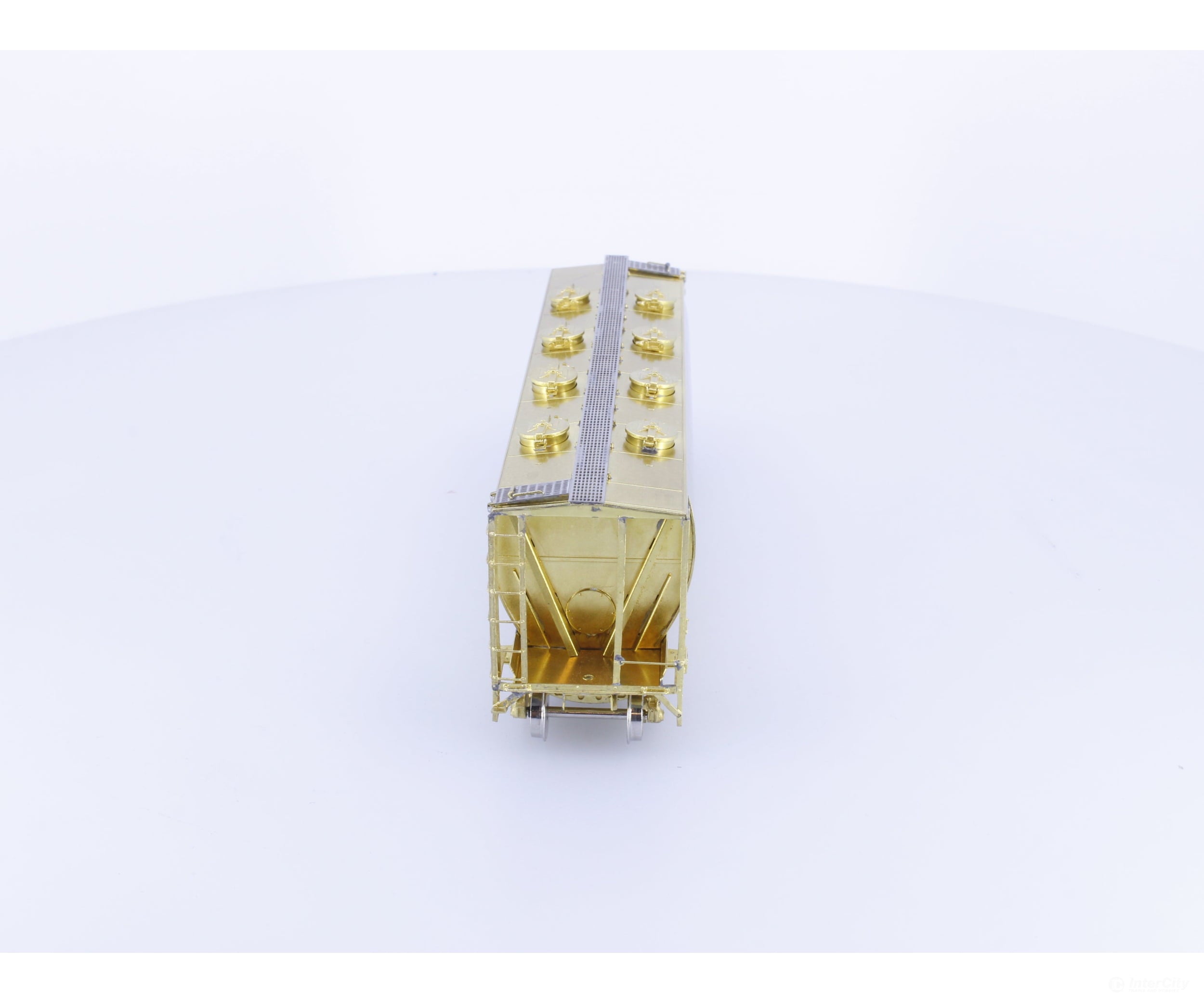 Overland 3187 HO Brass Tank Covered Hopper 8 Round Roof Hatches Canadian Pacific (CP) - Freight Cars