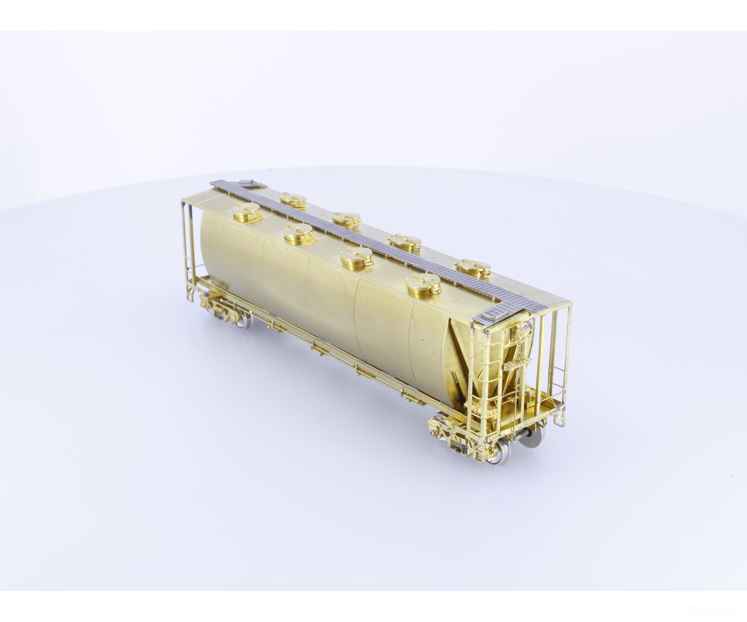 Overland 3187 HO Brass Tank Covered Hopper 8 Round Roof Hatches Canadian Pacific (CP) - Freight Cars