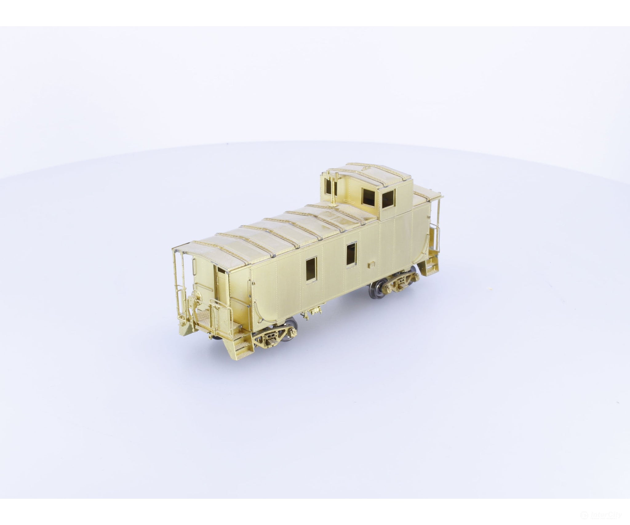 Overland 3814 HO Brass Steel Caboose Diagonal Raised Roof Panel Large Cupola End and Side Windows Canadian Pacific (CP)