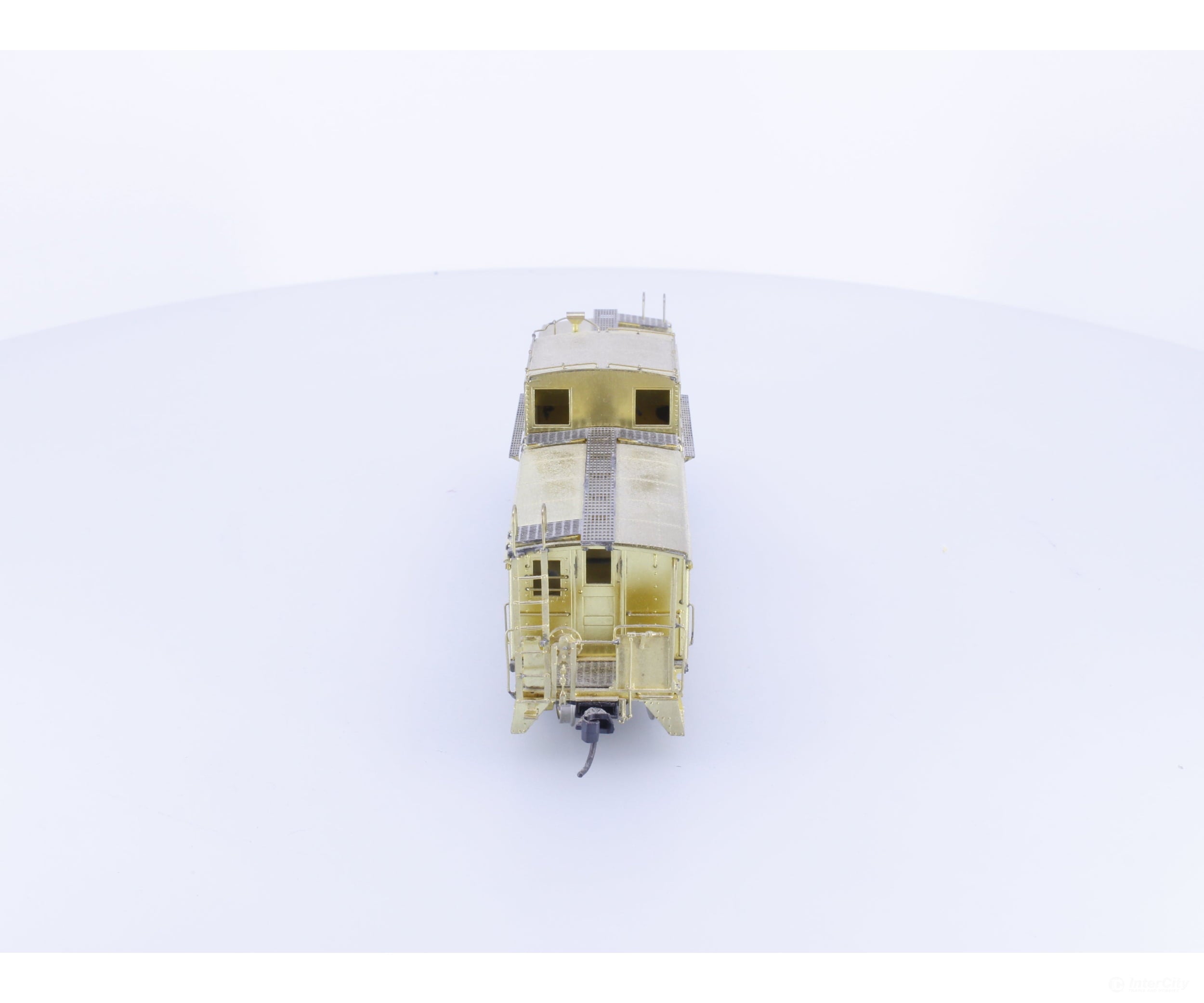 Overland 3819 HO Brass Steel Caboose Centered Straight Cupola Radial Roof Canadian Pacific (CP) - Freight Cars