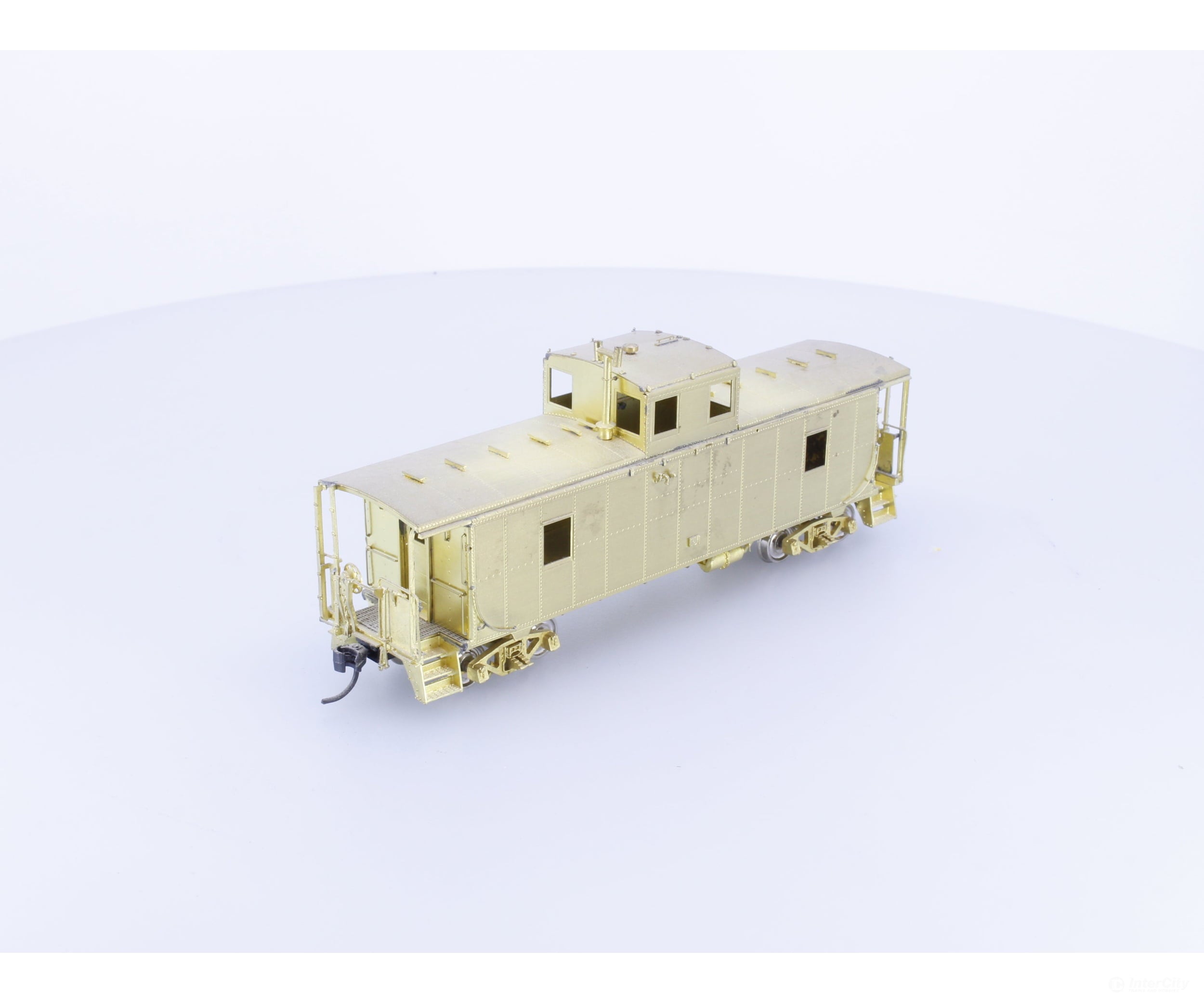 Overland 3820 HO Brass Steel Caboose Centered Straight Cupola Radial Roof Canadian Pacific (CP) - Freight Cars