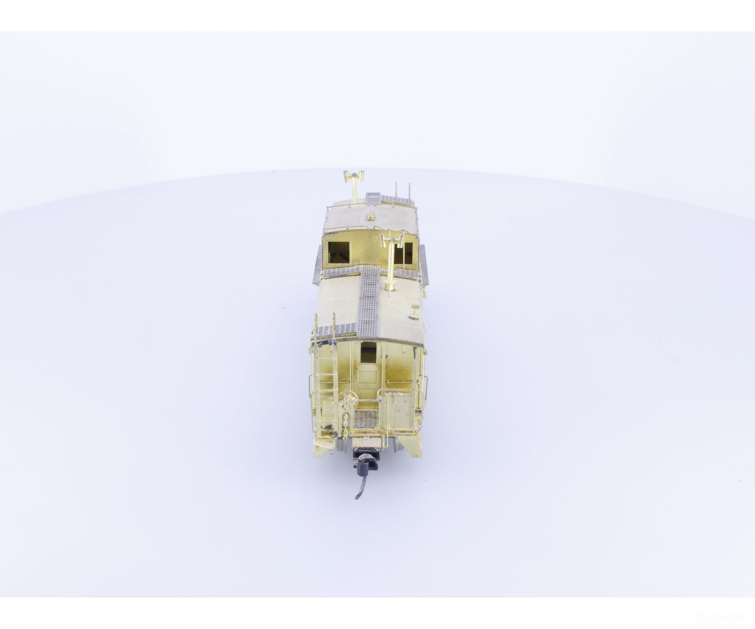 Overland 3821 HO Brass Steel Caboose Centered Straight Cupola Radial Roof Canadian Pacific (CP) - Freight Cars