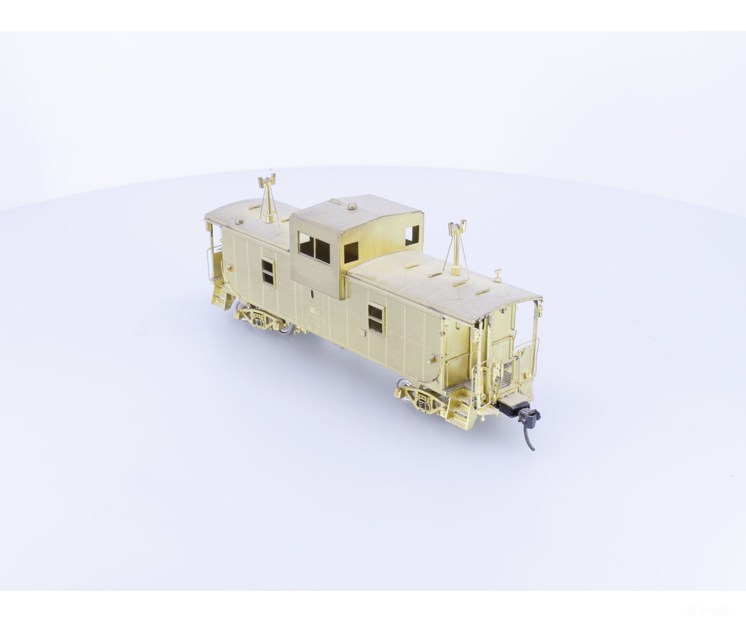 Overland 3822 HO Brass Steel Caboose Centered Straight Cupola Radial Roof Canadian Pacific (CP) - Freight Cars