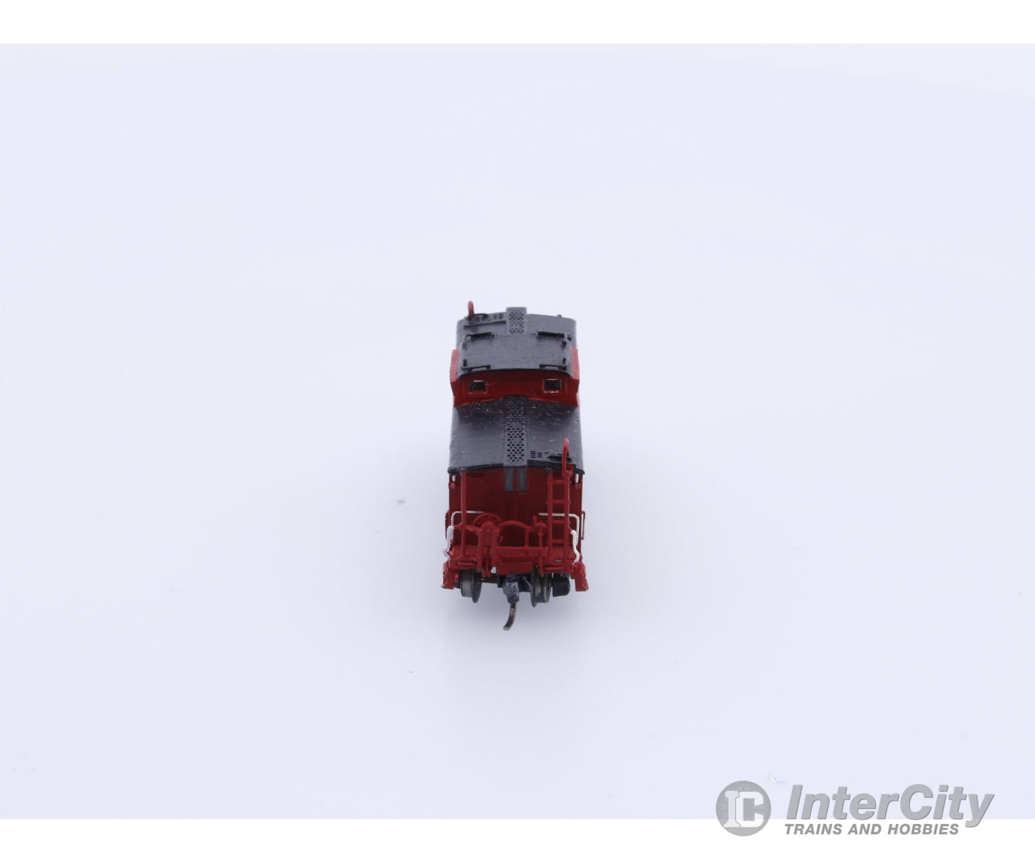 Overland N Steel Caboose Freight Car (painted as Lake Central) 9926 Freight Cars