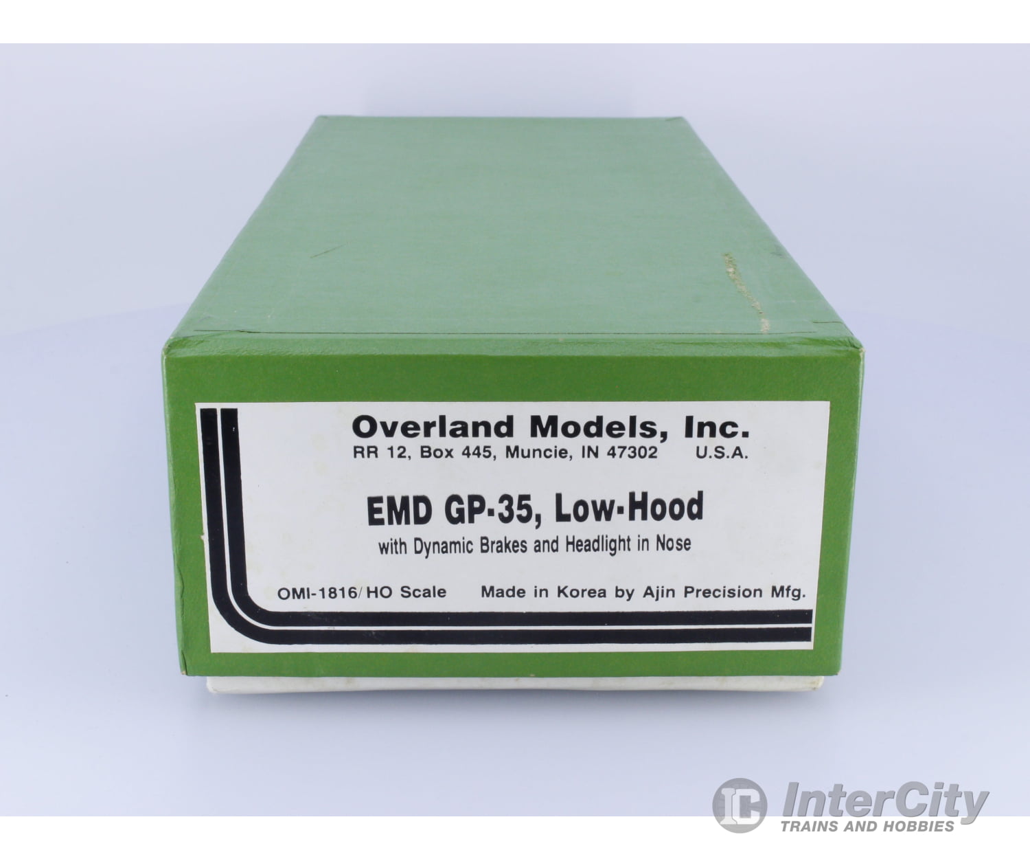 Overland OMI-1816 HO EMD GP-35 Low Hood Analog DC Locomotives