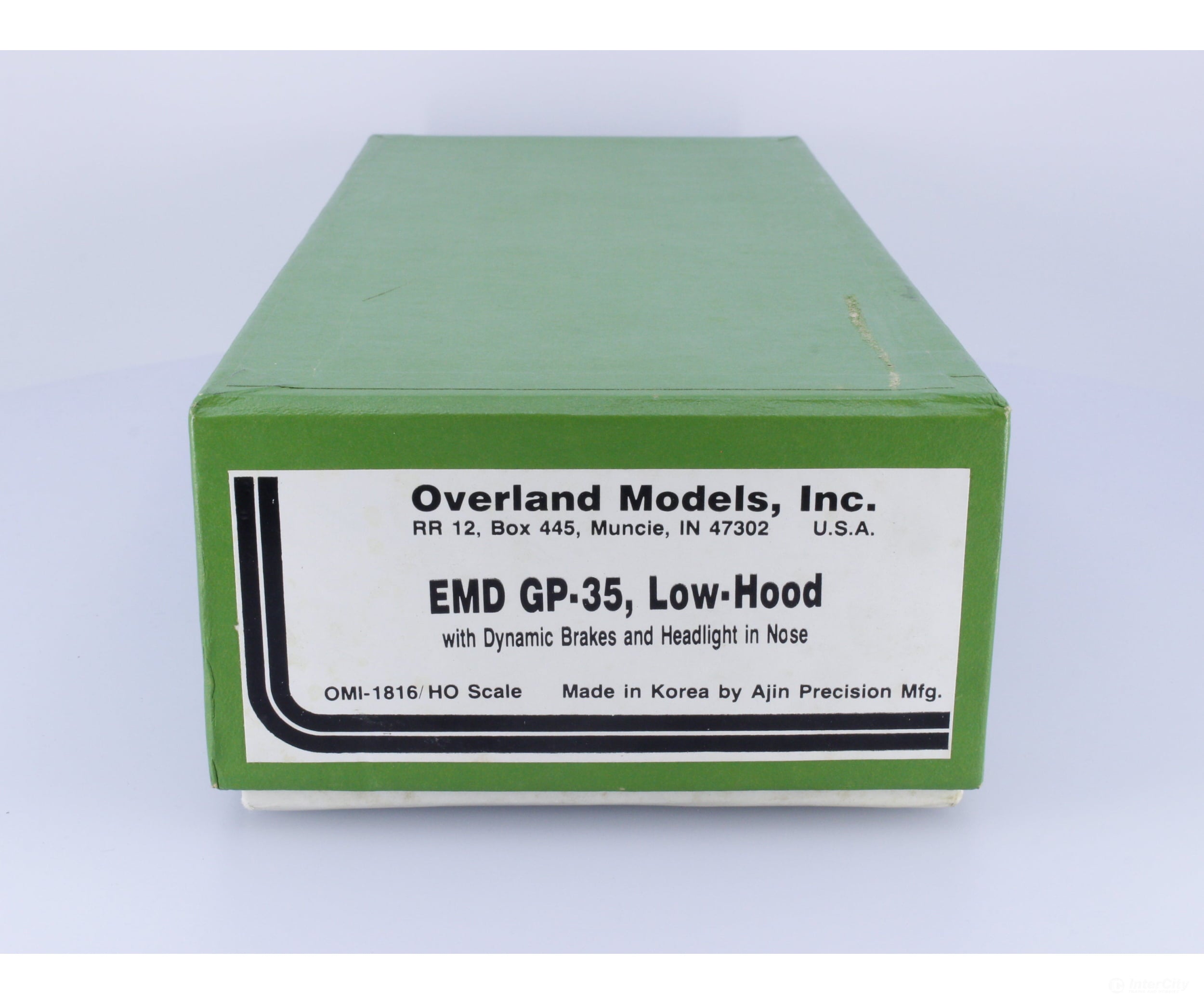 Overland OMI-1816 HO EMD GP-35 Low Hood Analog DC Locomotives