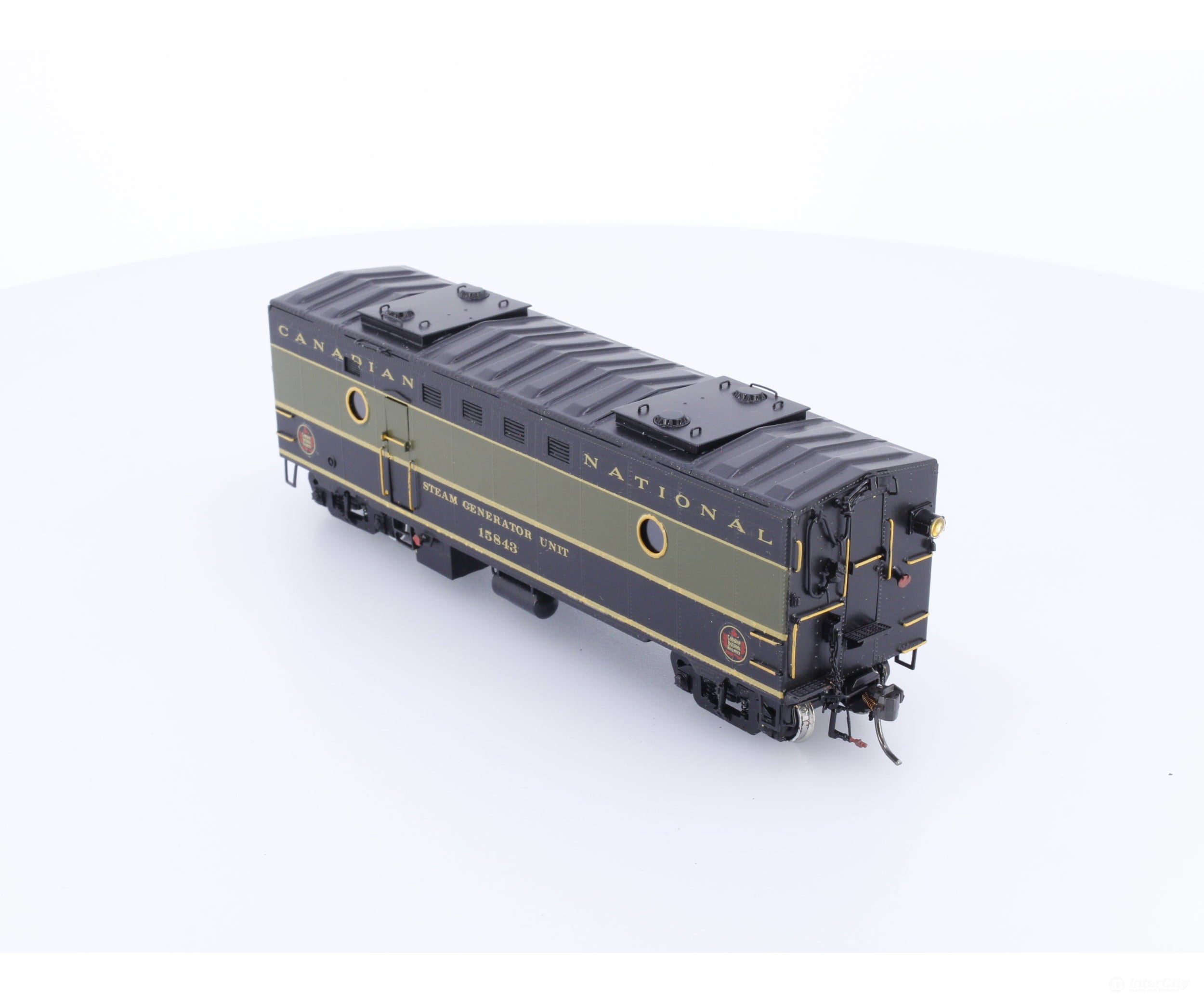 Overland OMI-3102 HO Brass Steam Heater Car 1952 Era Painted Black and Green Canadian National (CN) 15843 Passenger Cars