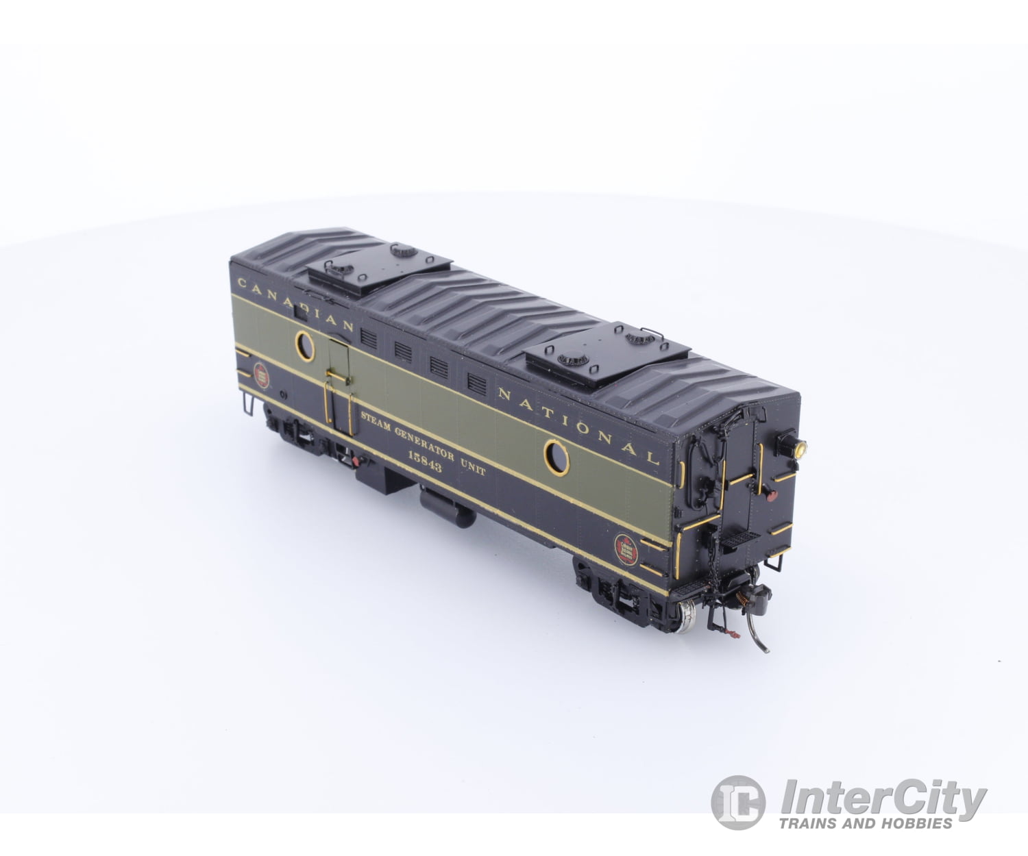 Overland OMI-3102 HO Brass Steam Heater Car 1952 Era Painted Black and Green Canadian National (CN) 15843 Passenger Cars
