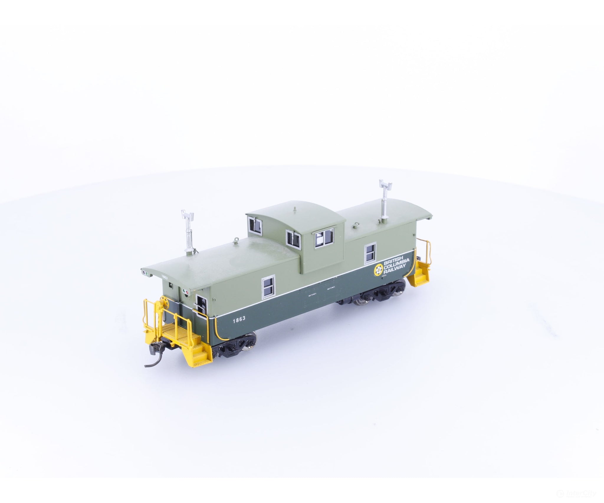 Overland OMI-3861.3 HO Brass Wide Vision Caboose BC Rail (BCOL) 1863 - Freight Cars