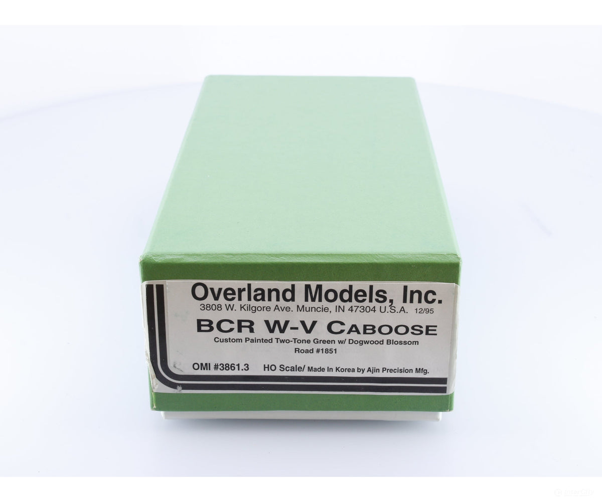 Overland OMI 3861.3 HO Brass Wide Vision Caboose with Dogwood Blossom BC Rail (BCOL) 1651 - Freight Cars