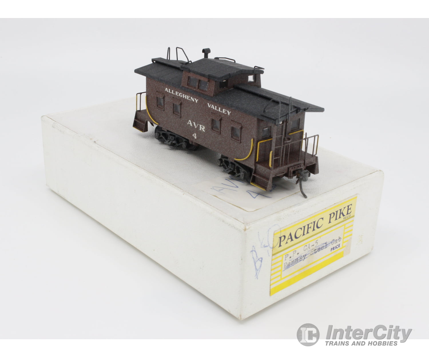 Pacific Pike Ca-5 Ho Wood Caboose Freight Car (Painted As Allegheny Valley Railway) 4 Cars