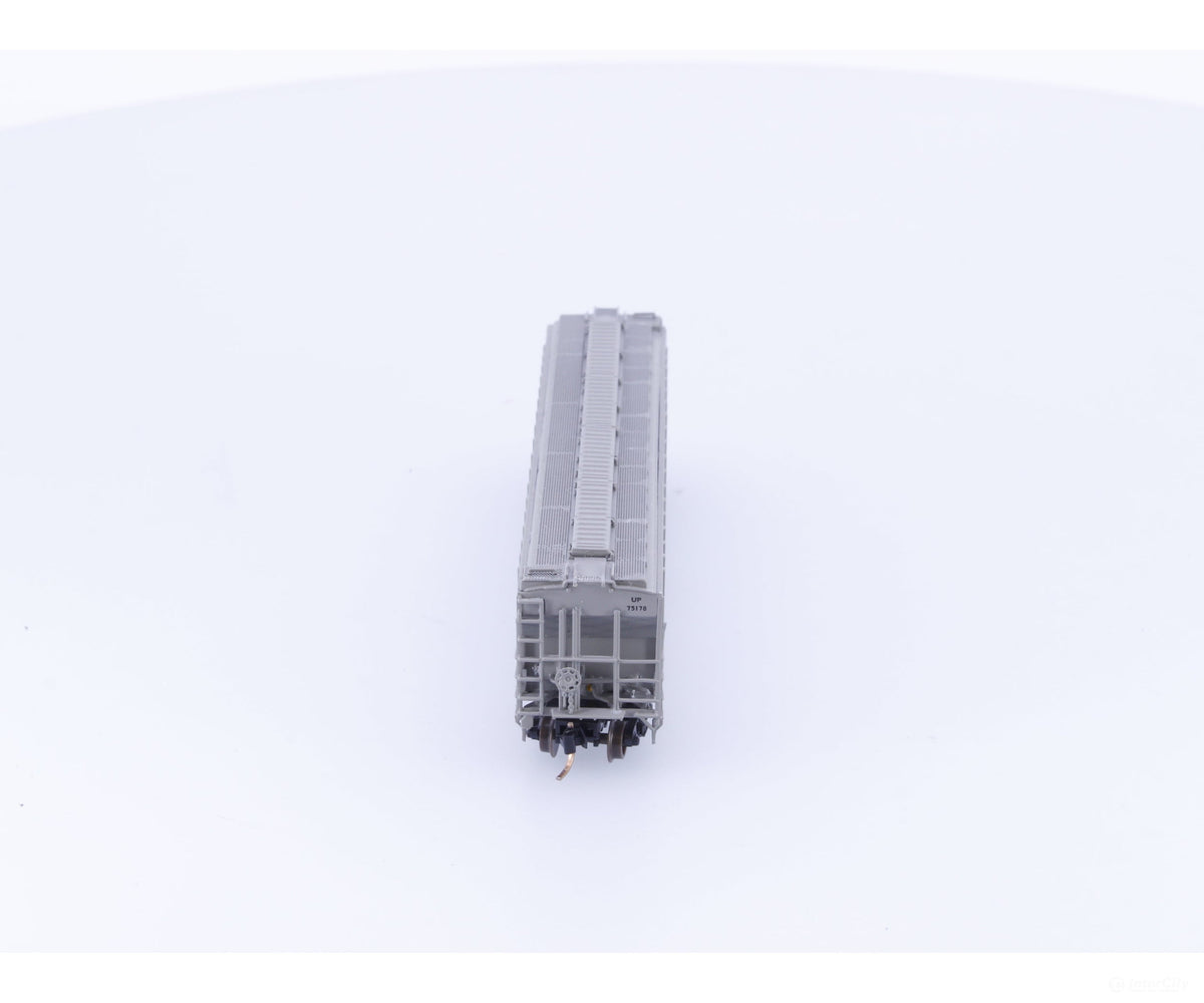 Pacific Western Rail Systems 1021J N 3 Bay PS2 Covered Hopper Union Pacific (UP) 75178 - Freight Cars