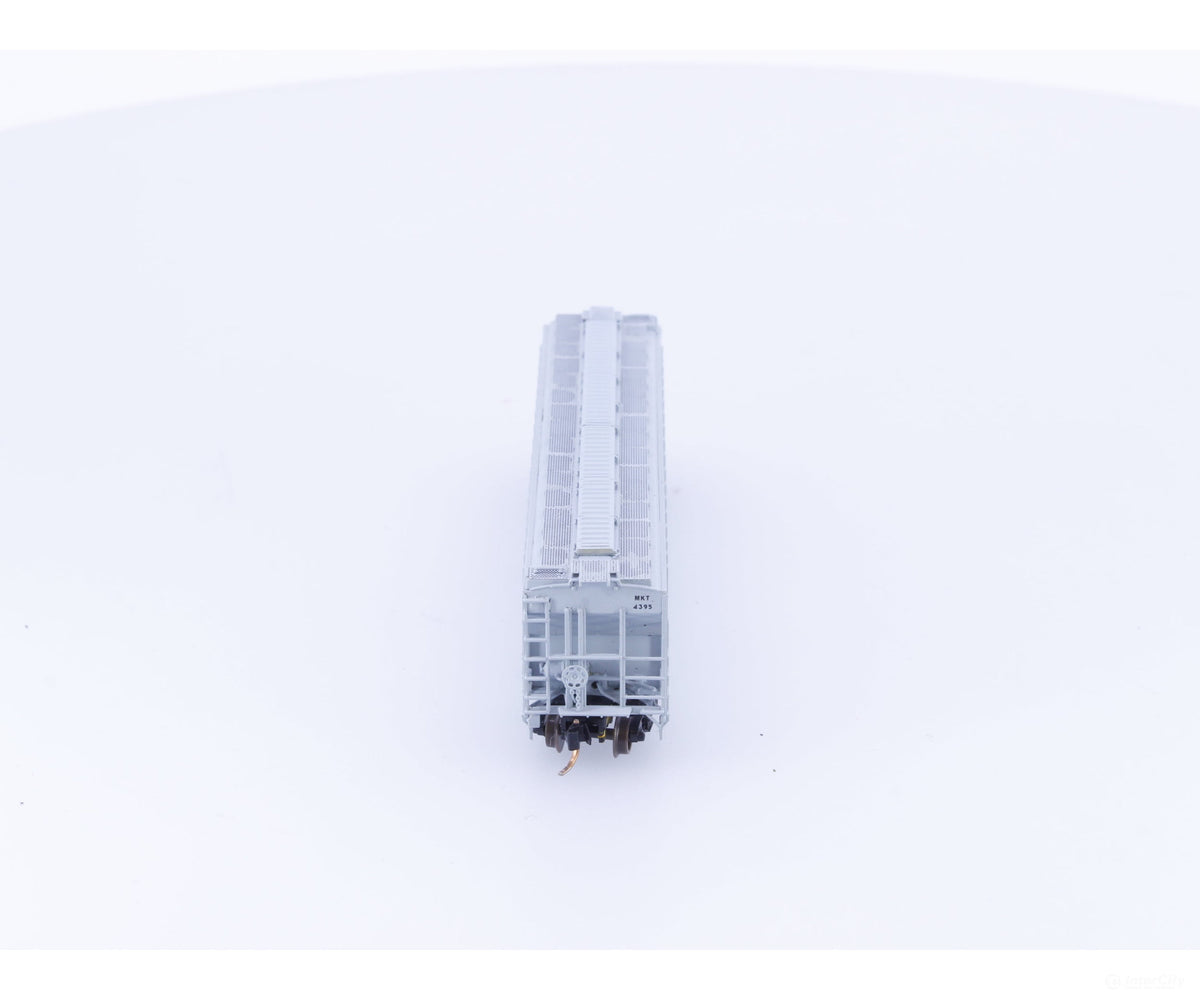 Pacific Western Rail Systems 1021K N 3 Bay PS2 Covered Hopper (MKT) Union Pacific (UP) 4395 - Freight Cars