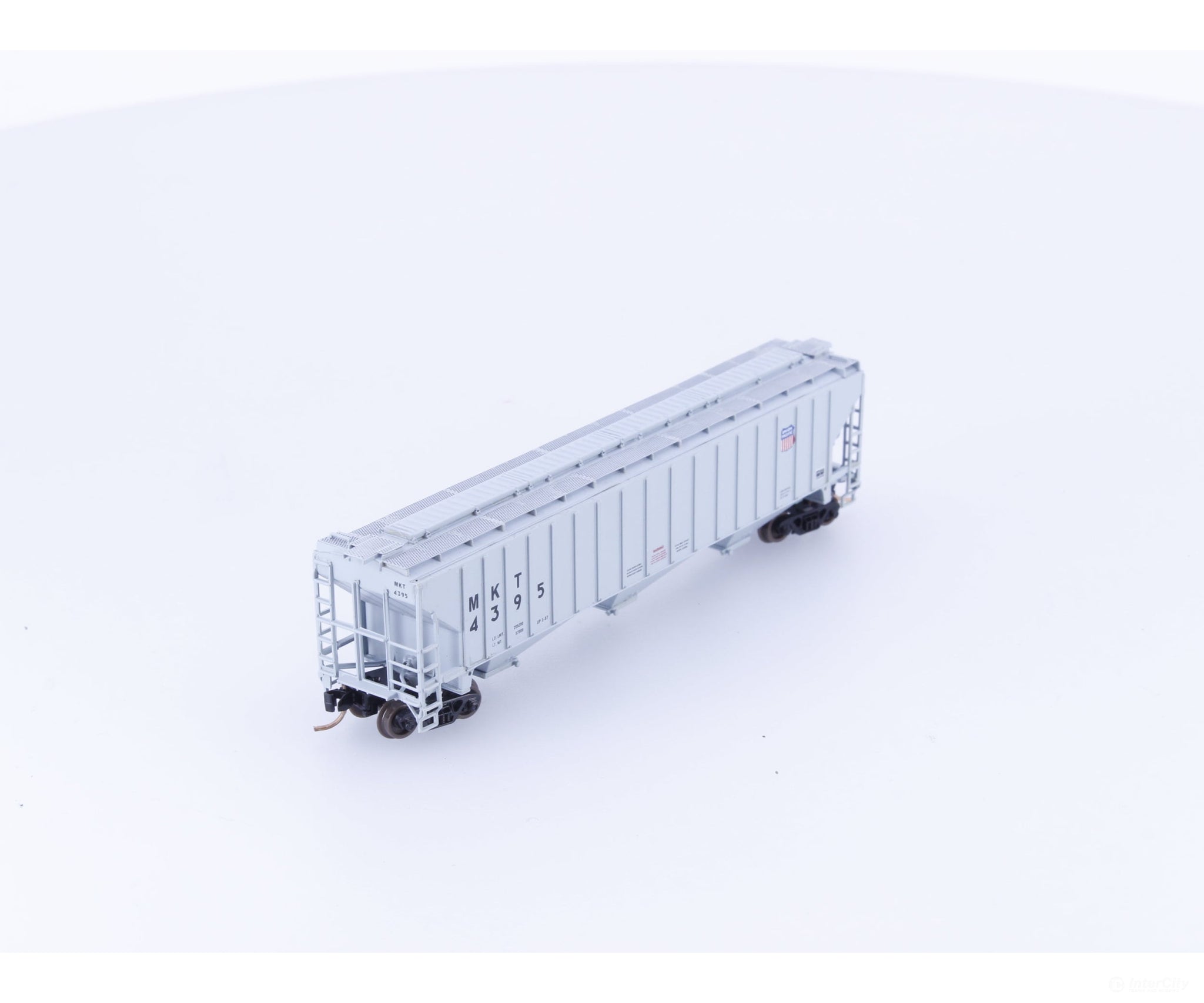 Pacific Western Rail Systems 1021K N 3 Bay PS2 Covered Hopper (MKT) Union Pacific (UP) 4395 - Freight Cars