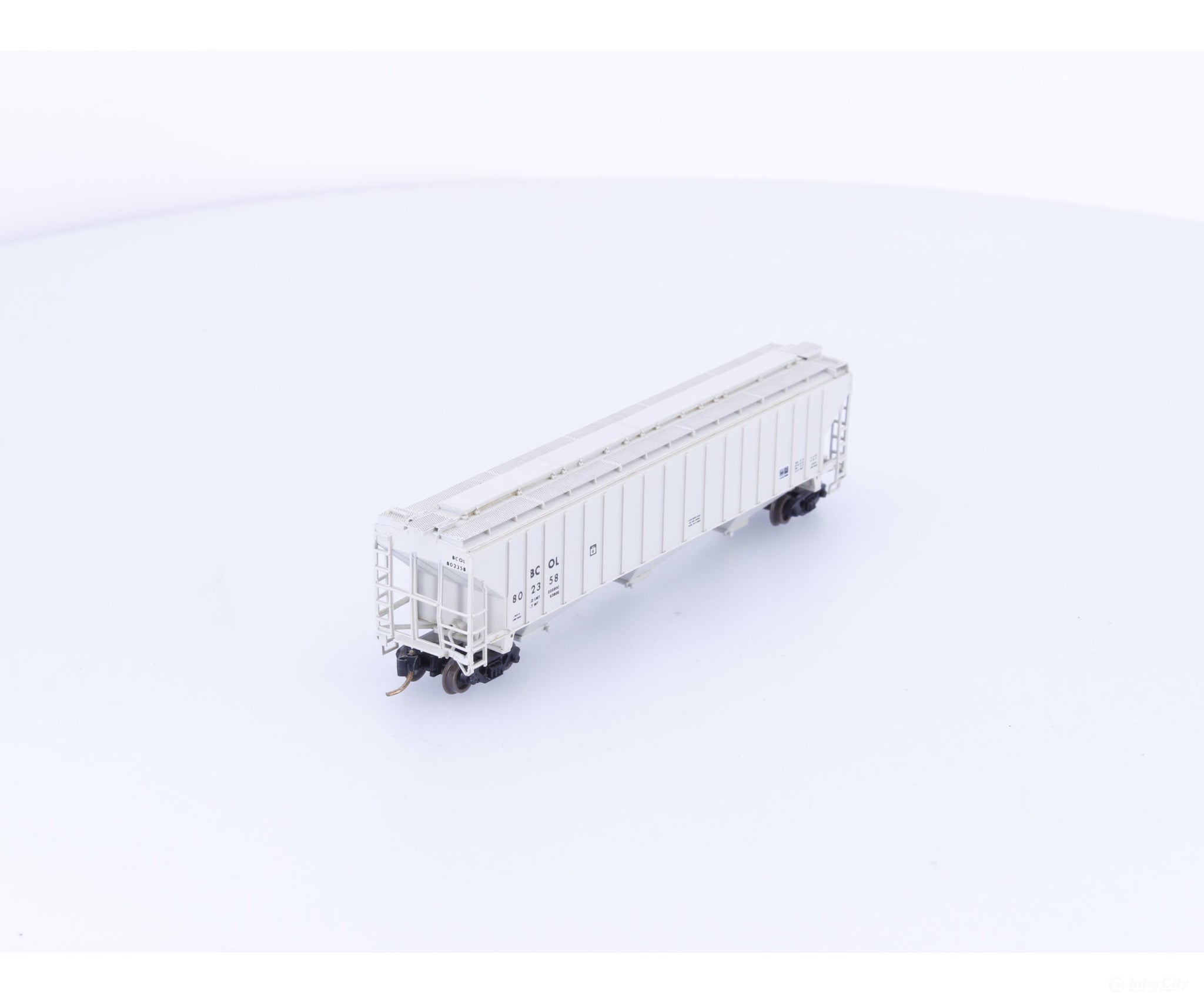 Pacific Western Rail Systems 1026B N 3 Bay PS2 Covered Hopper BC Rail (BCOL) 802358 - Freight Cars