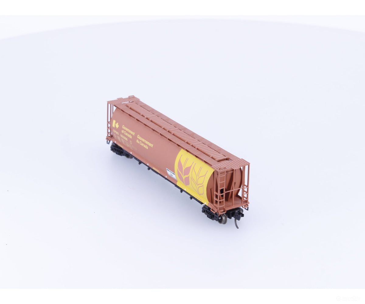 Pacific Western Rail Systems 1045T N 4 Bay Cylindrical Hopper With Census Decal Govt of Canada (CPWX) 602698 - Freight