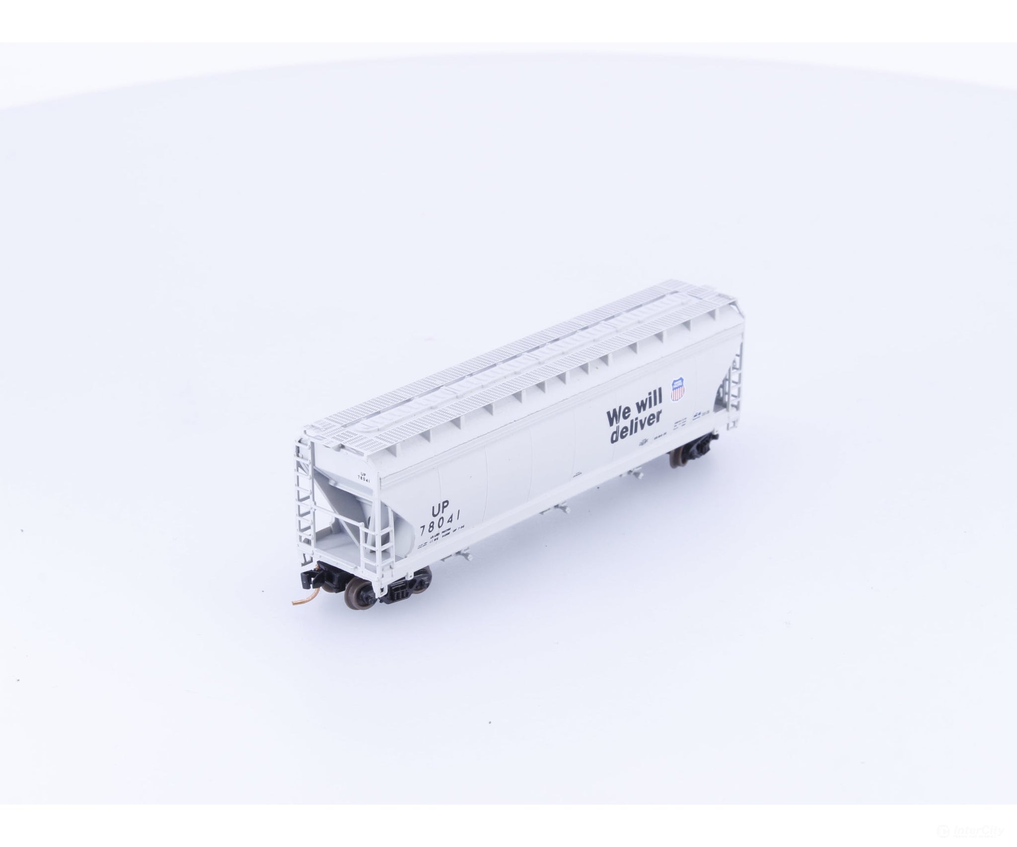 Pacific Western Rail Systems 1084J N 3 Bay ACF Covered Hopper Union Pacific (UP) 78041 - Freight Cars